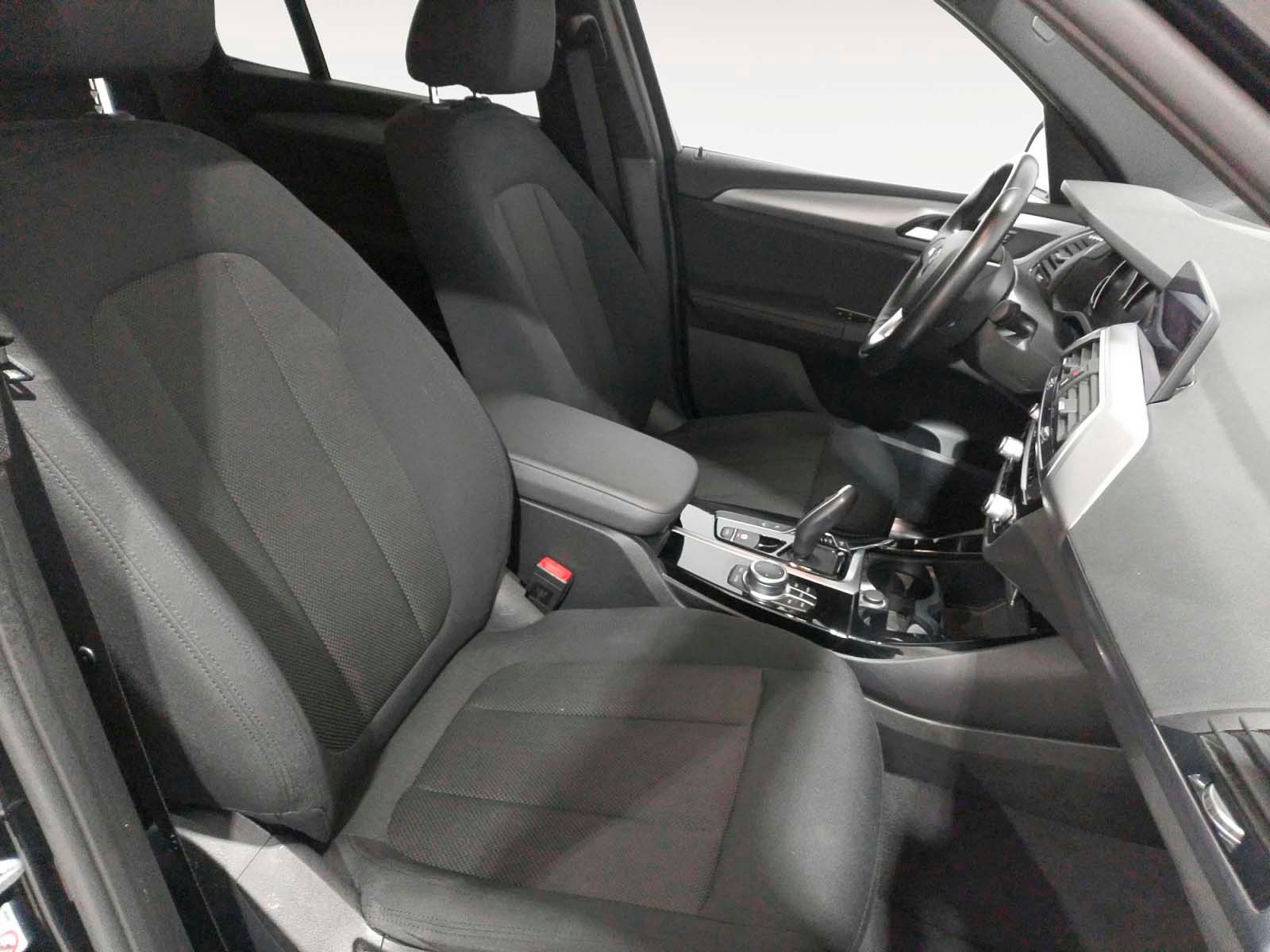 BMW X3 xDrive20d - foto 11