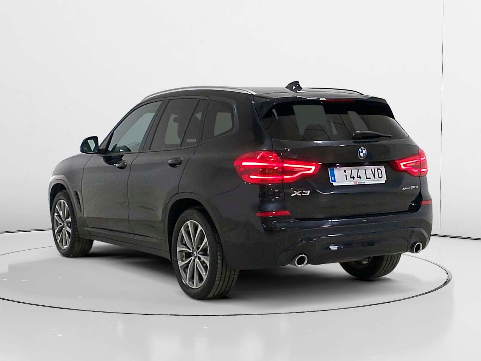 BMW X3 xDrive20d - foto 4