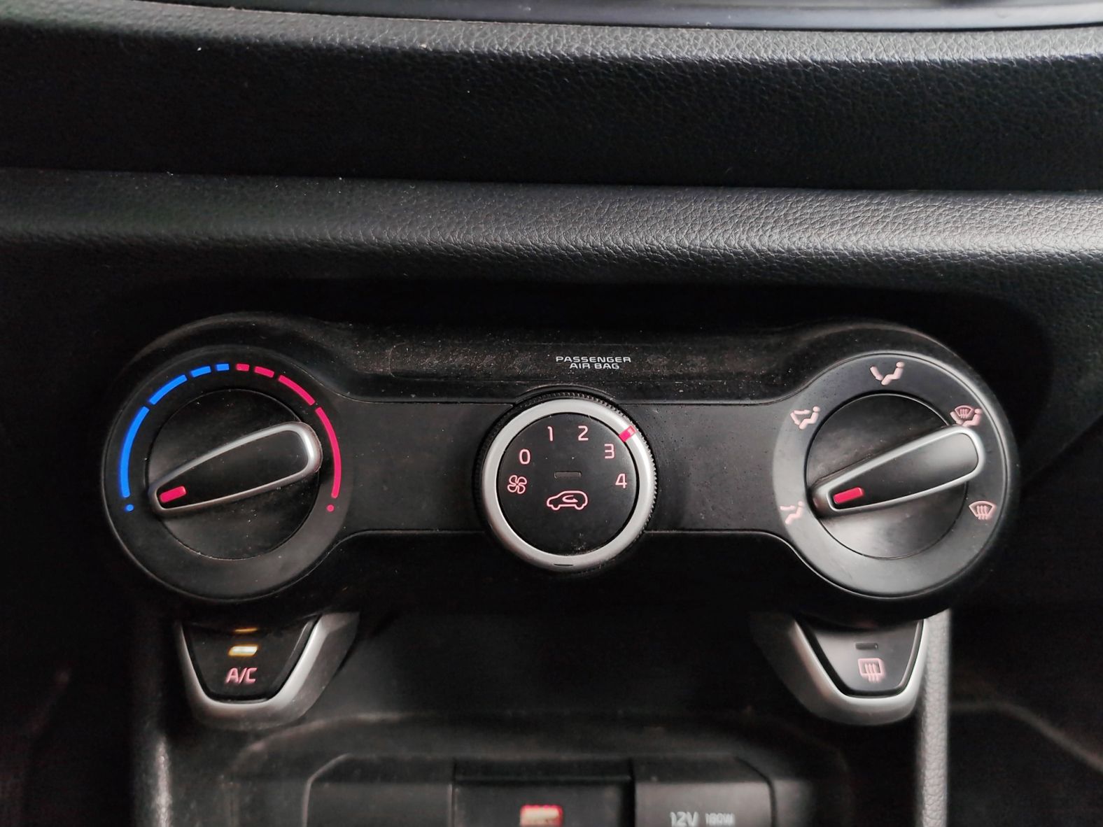 Kia Picanto 1.0 DPi Concept Pack Comfort - foto 18