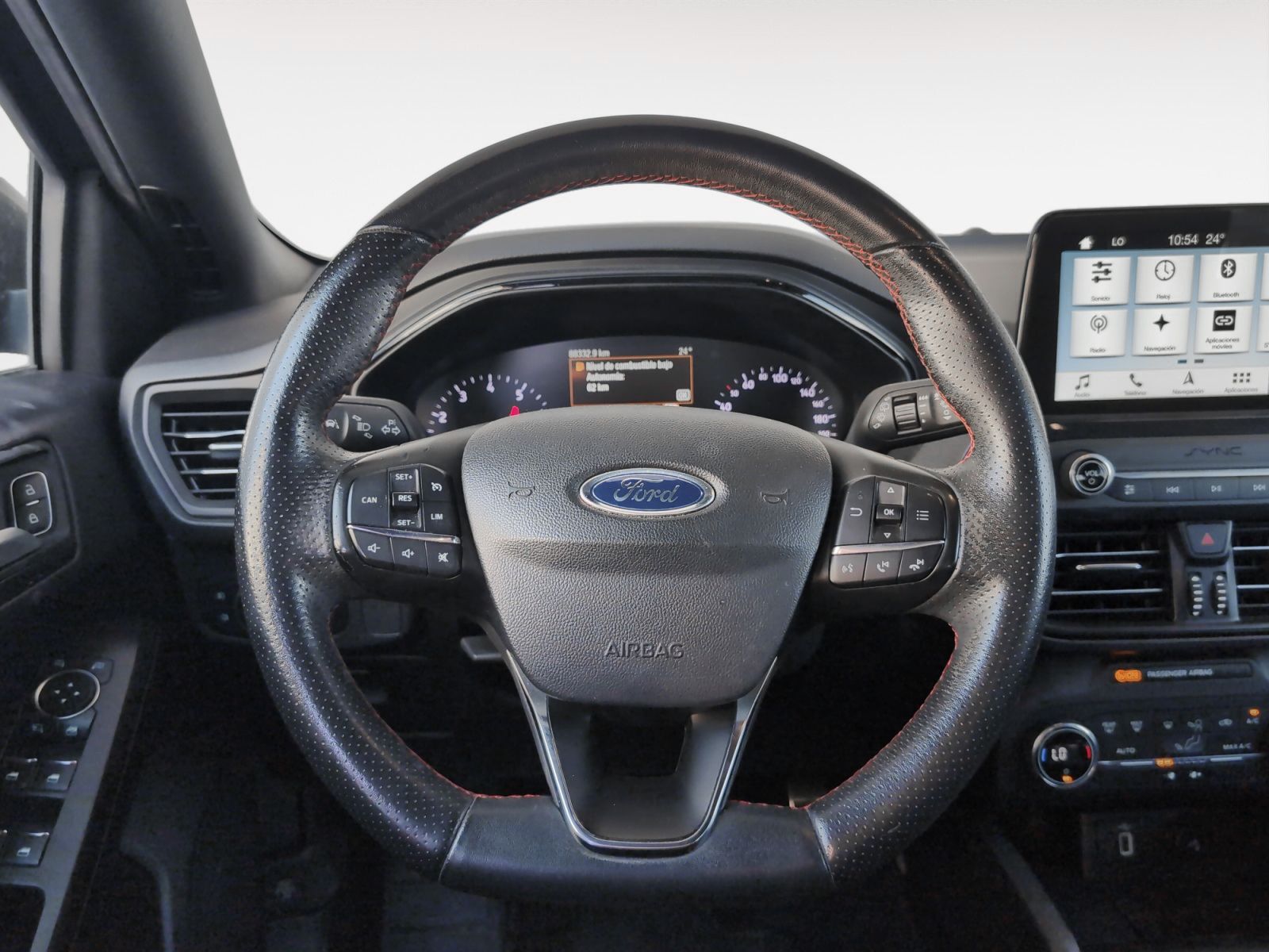 Ford Focus SportBreak 1.0 EcoBoost ST-Line - foto 11