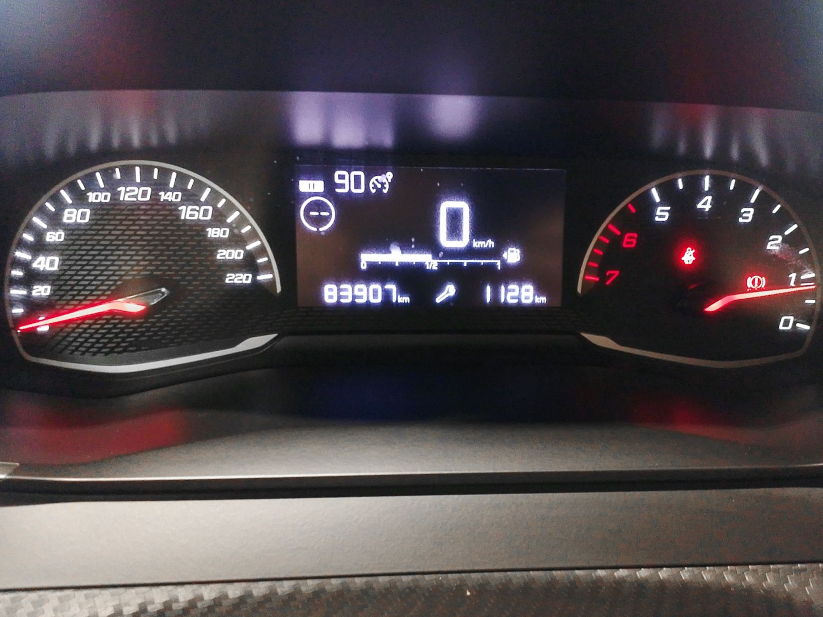 Peugeot 2008 BlueHDi 110 Active - foto 16