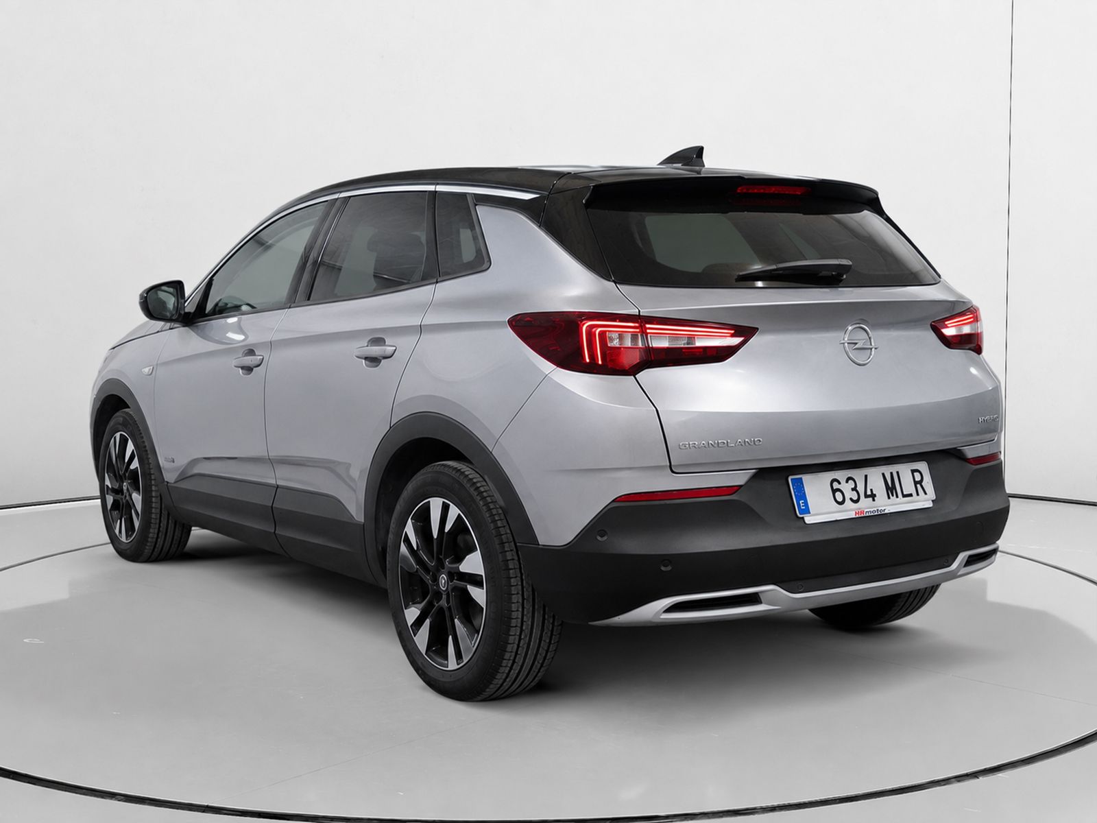 Opel Grandland 1.6 Turbo PHEV Ultimate 4x2 - foto 4