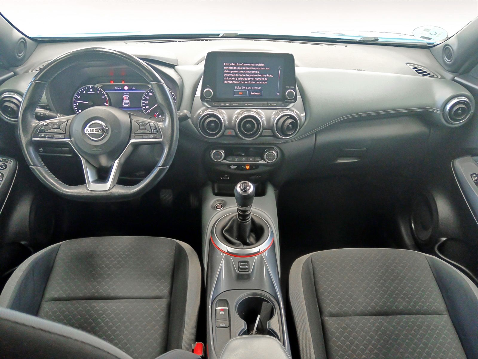 Nissan Juke DIG-T Visia 4x2 - foto 8