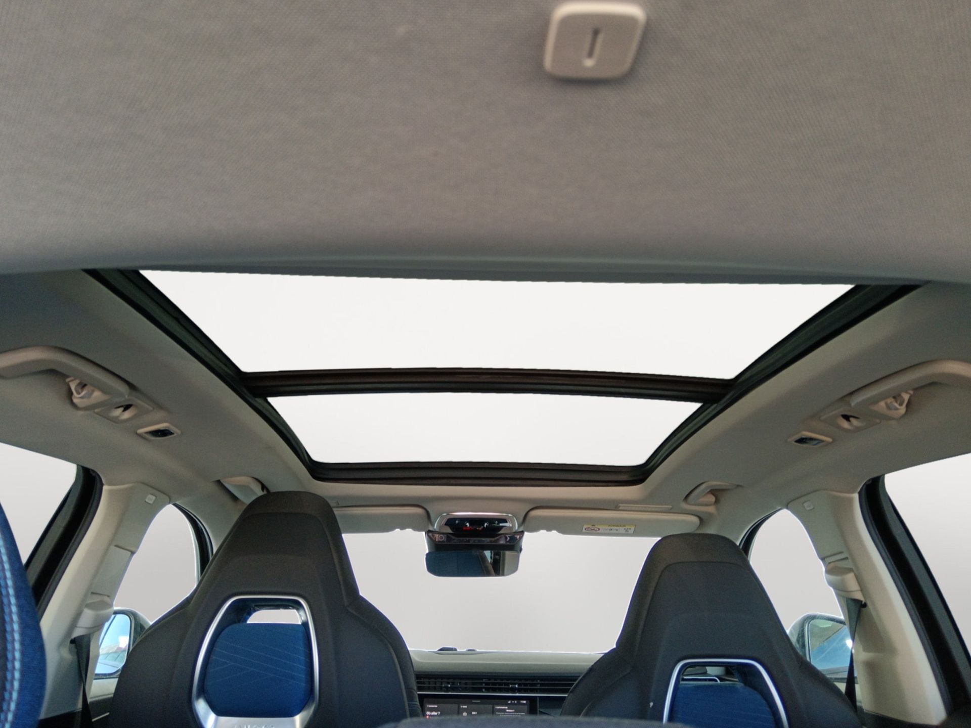 Lynk & Co 01 1.5 PHEV - foto 11
