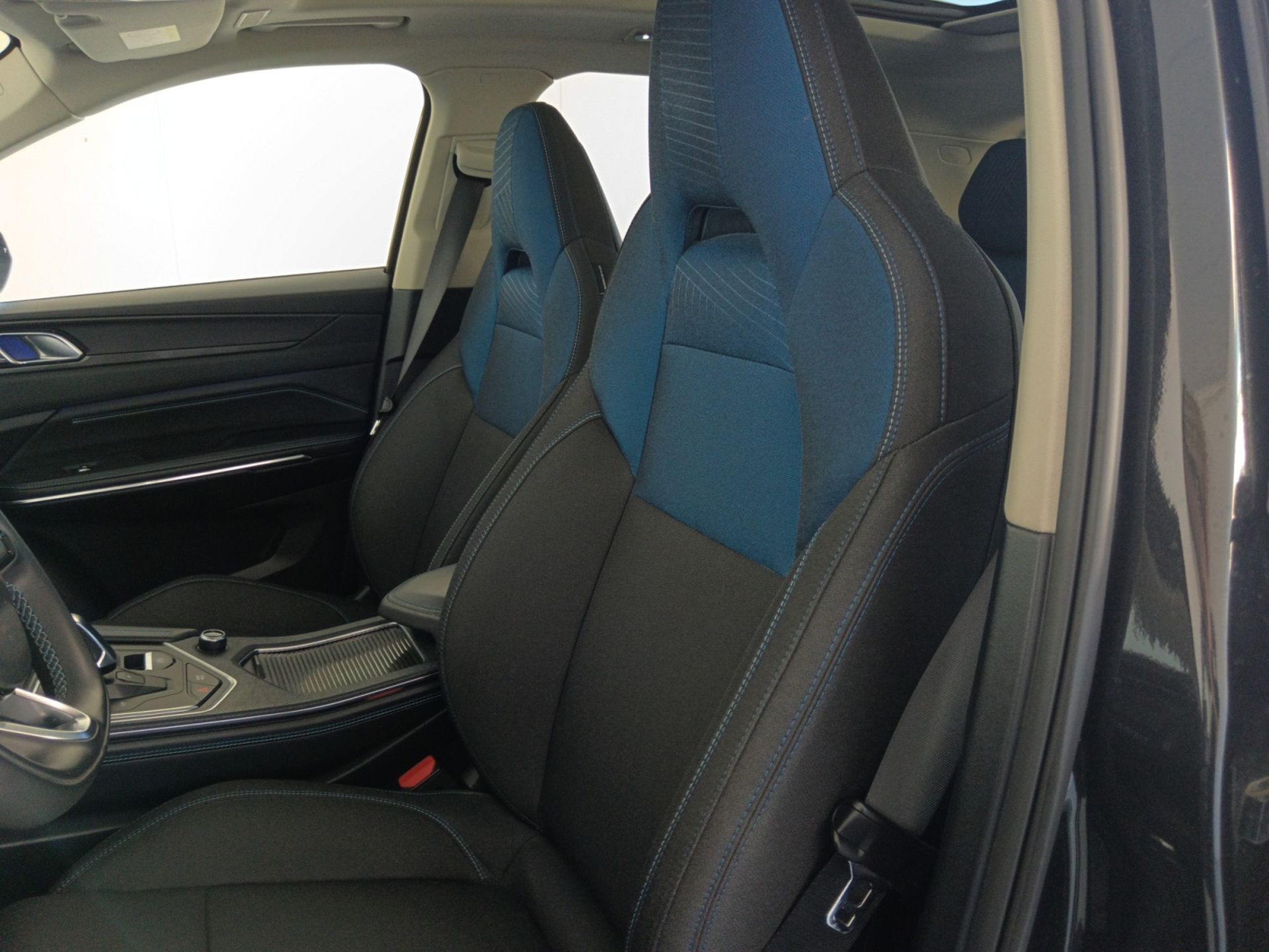 Lynk & Co 01 1.5 PHEV - foto 24