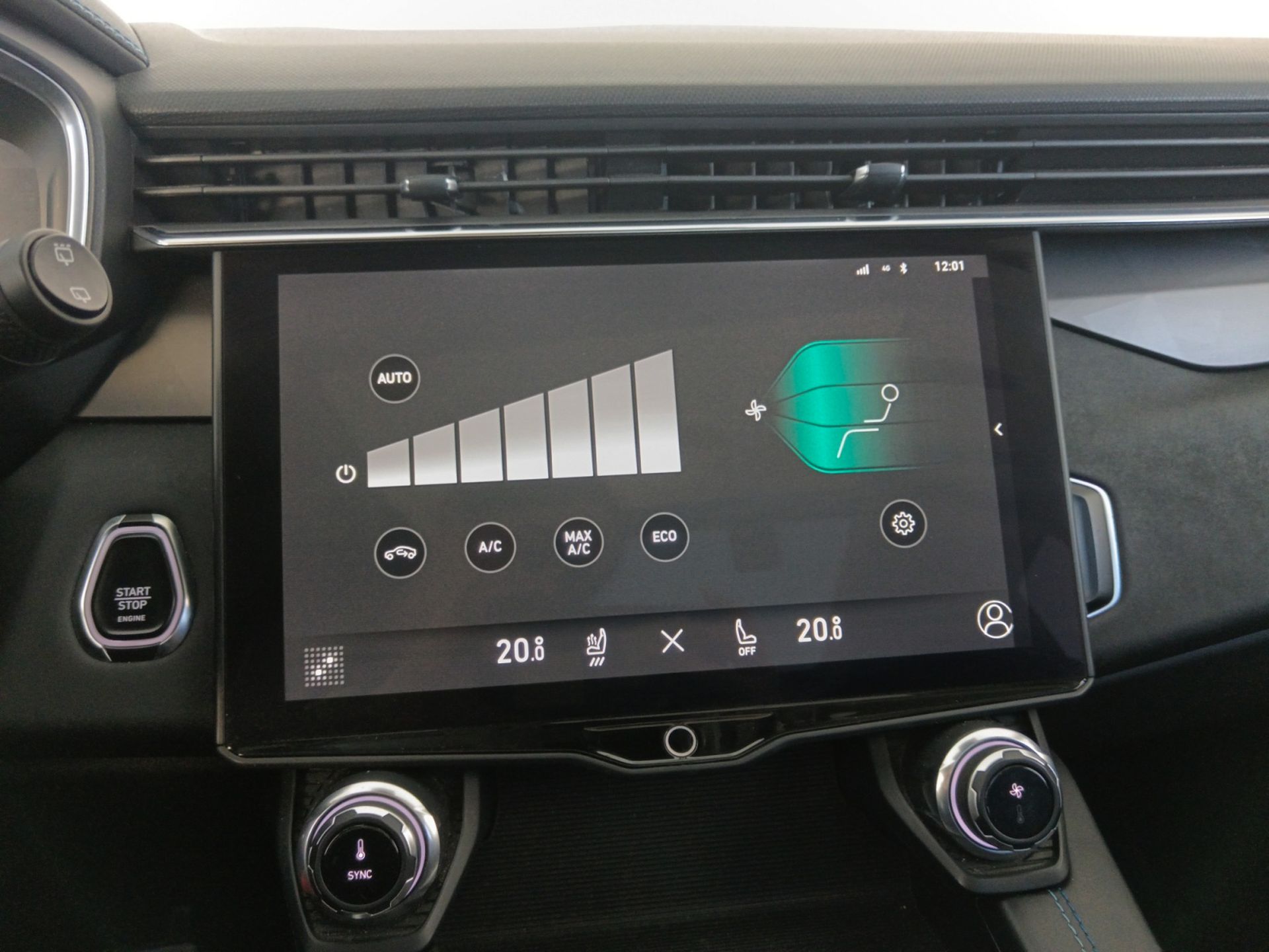 Lynk & Co 01 1.5 PHEV - foto 20