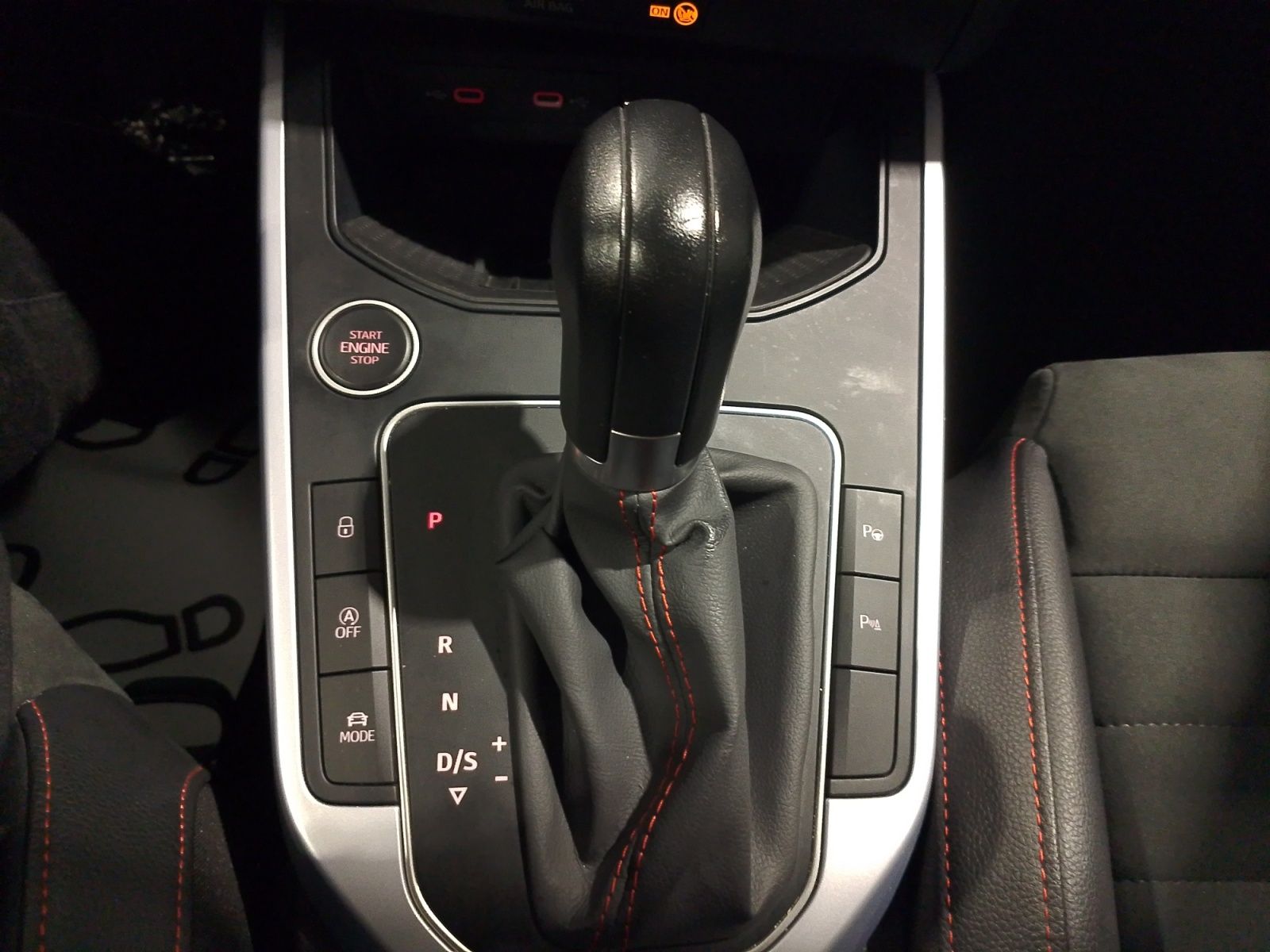 SEAT Arona 1.5 TSI FR XL DSG - foto 12