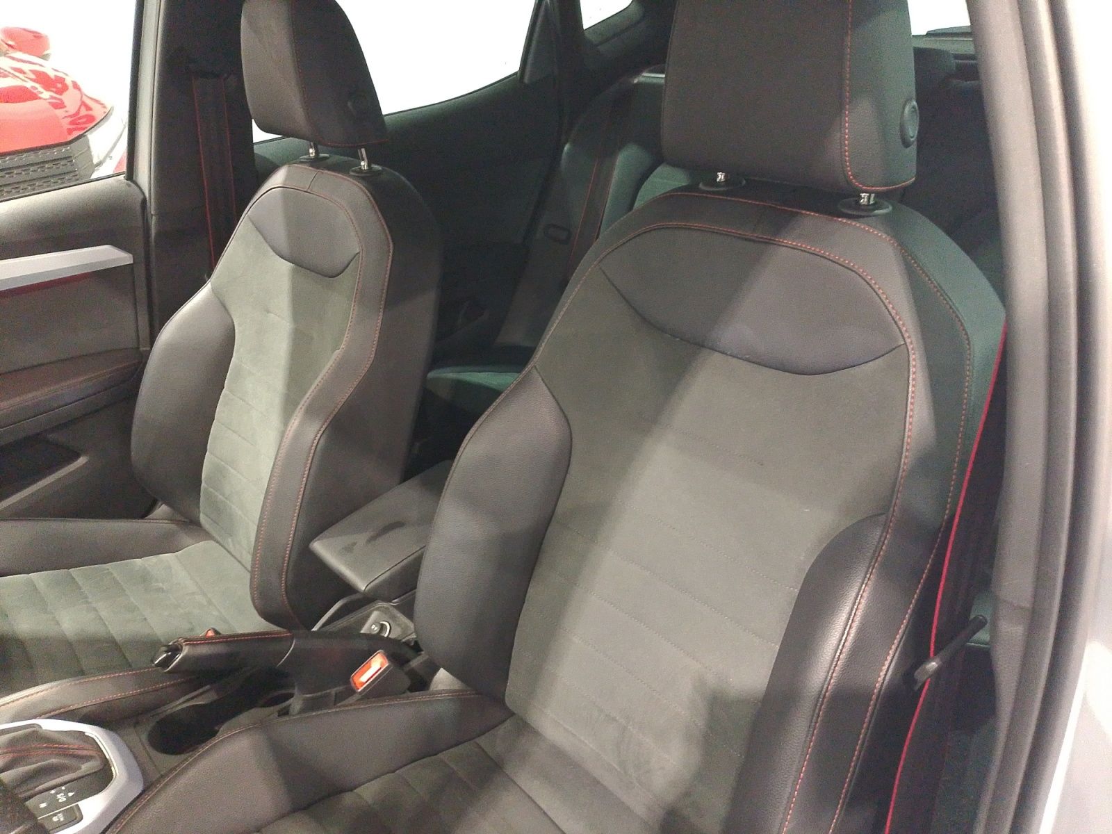 SEAT Arona 1.5 TSI FR XL DSG - foto 20