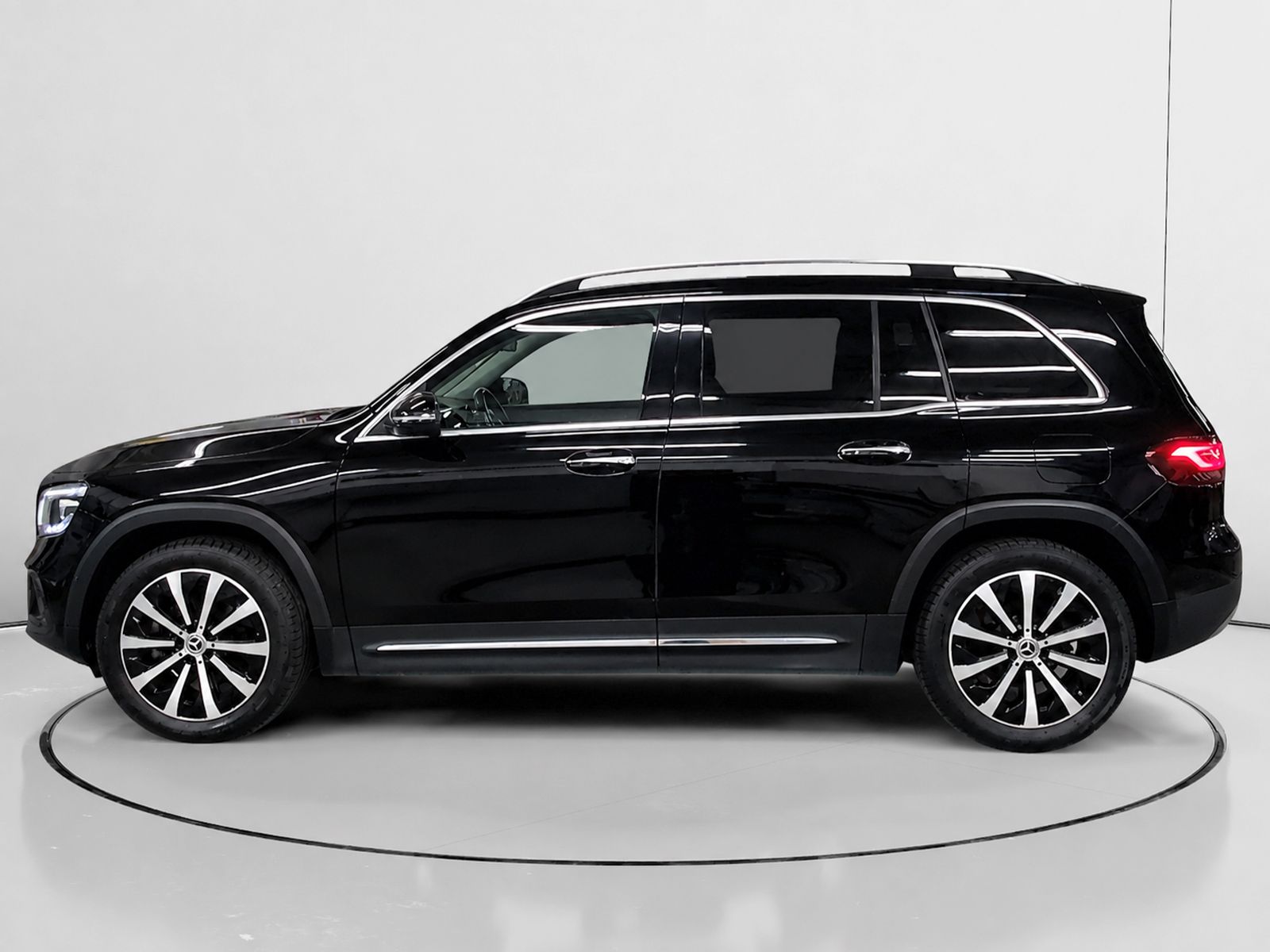 Mercedes-Benz GLB 200 - foto 6