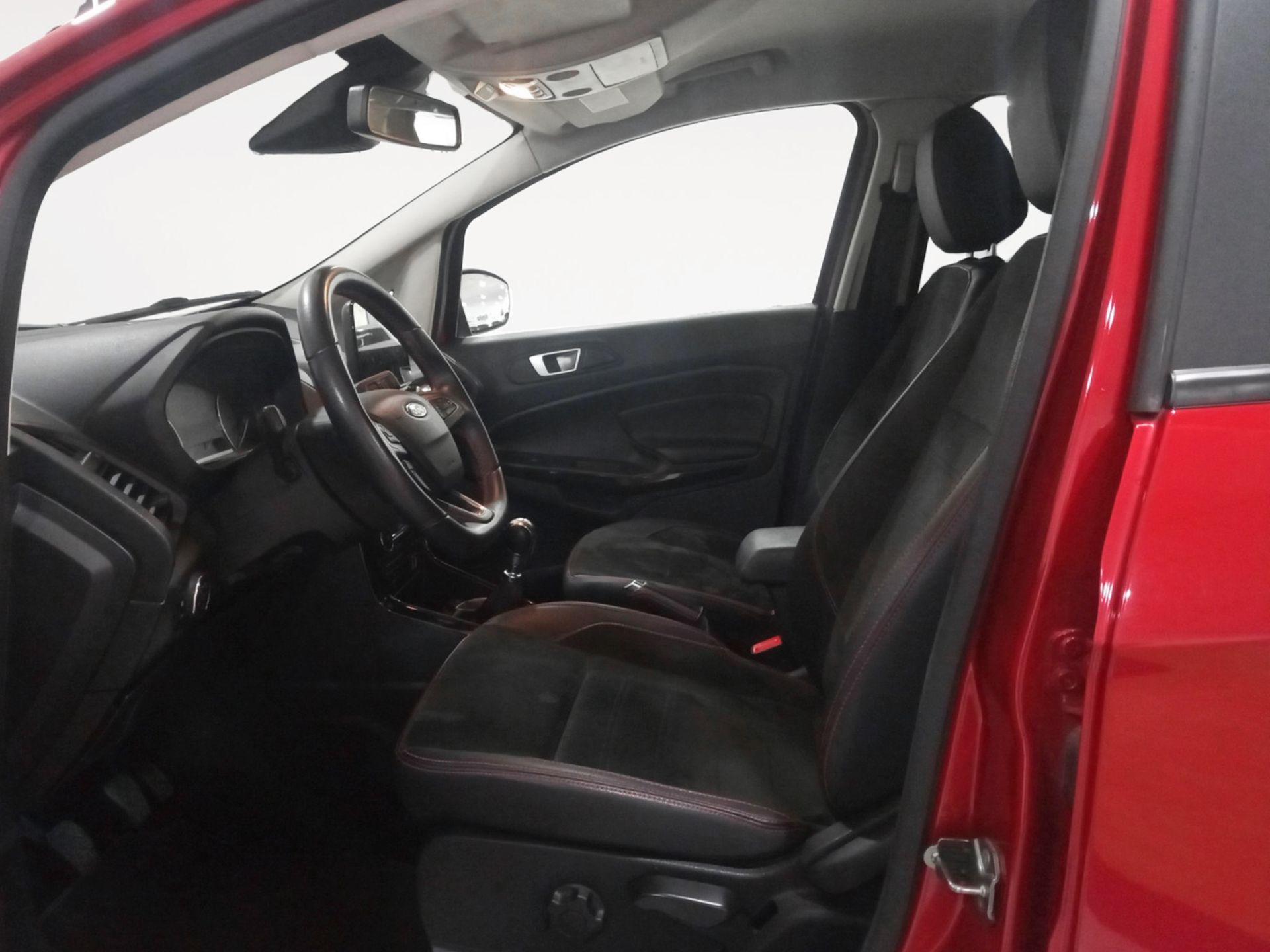 Ford EcoSport 1.0T EcoBoost ST Line - foto 8