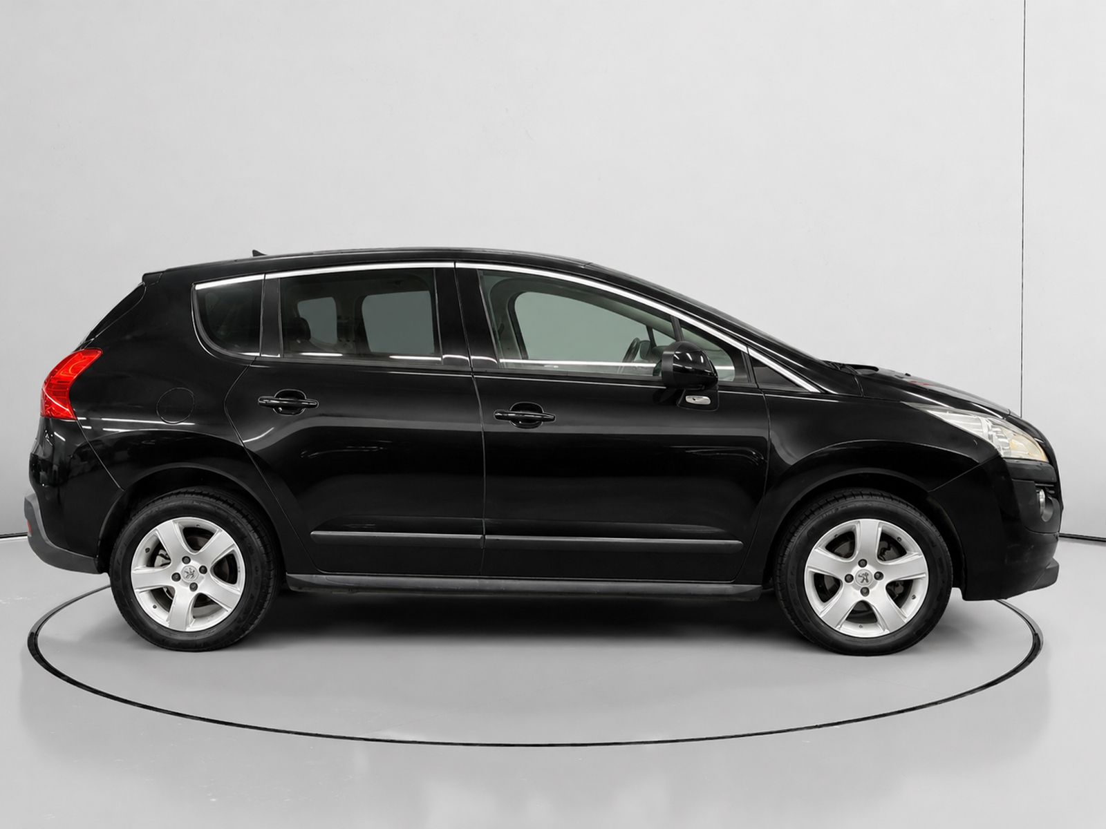 Peugeot 3008 1.6 HDi Active FAP - foto 2