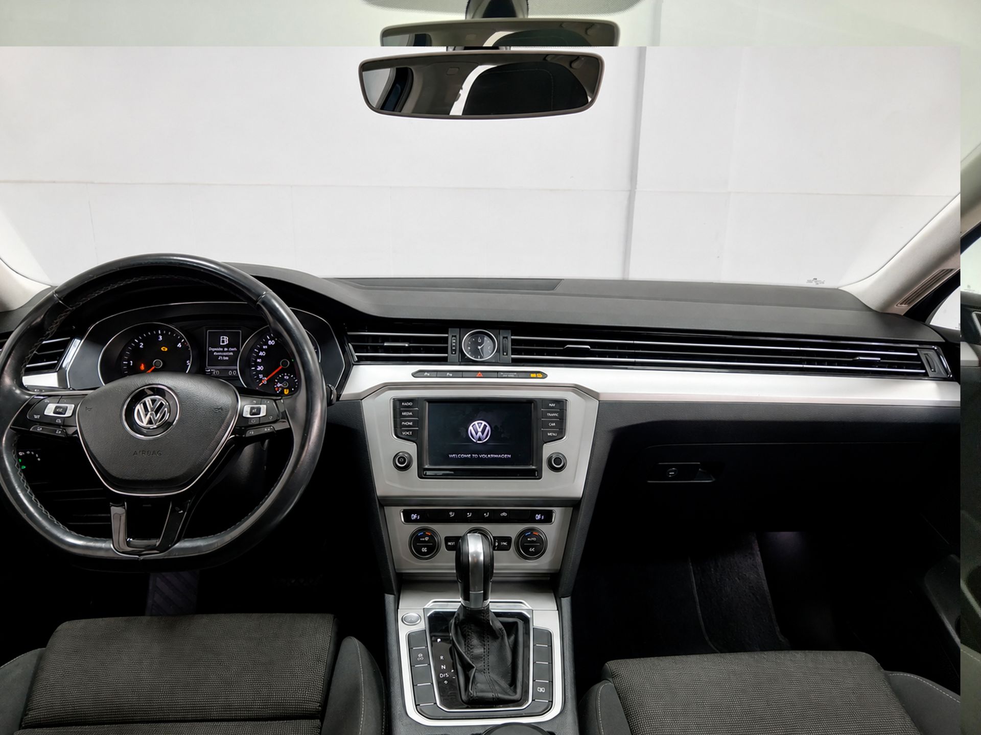 Volkswagen Passat Advance 1.6 TDI BMT - foto 7