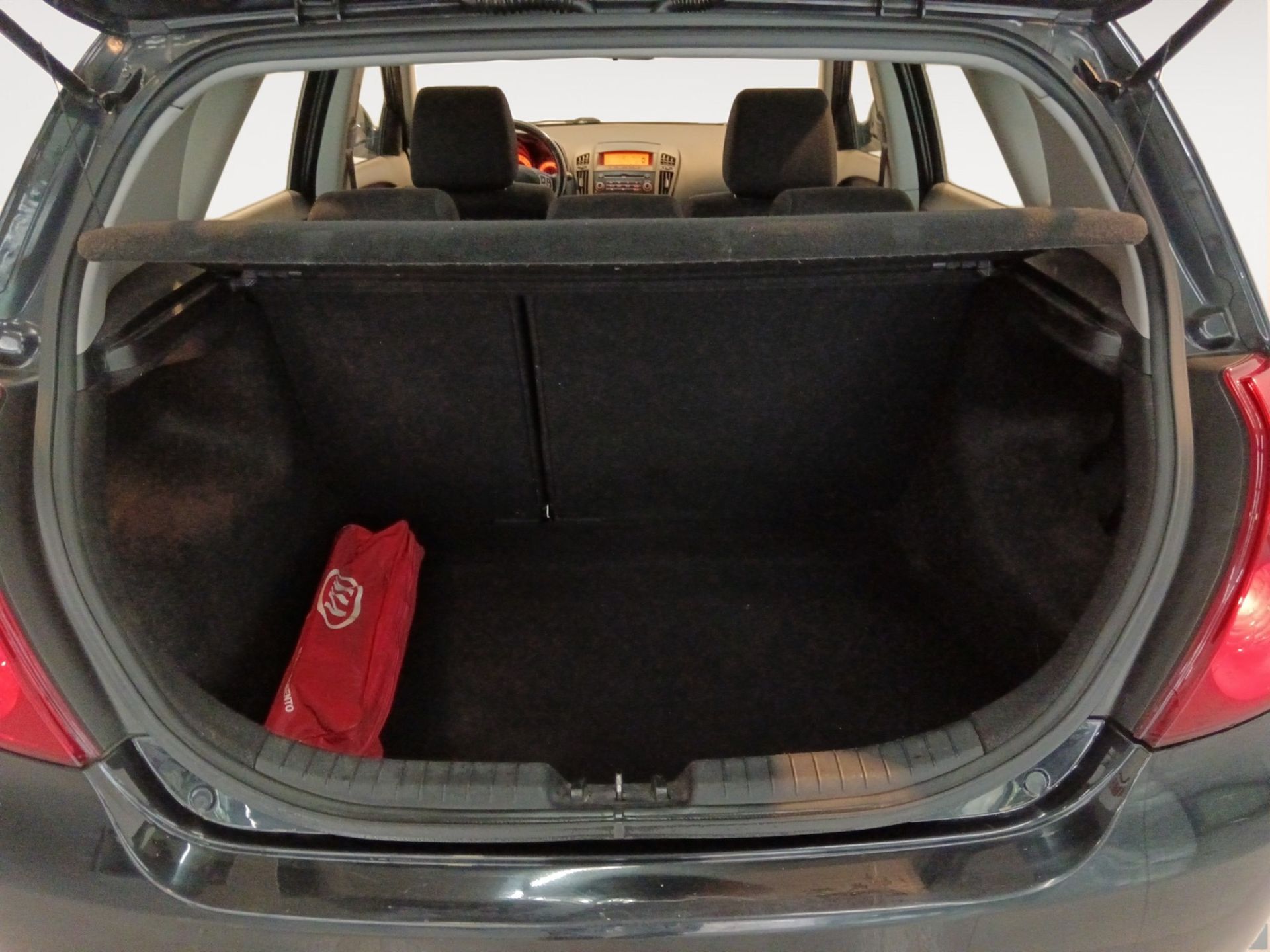 Kia Ceed 1.6 CRDi Concept - foto 12