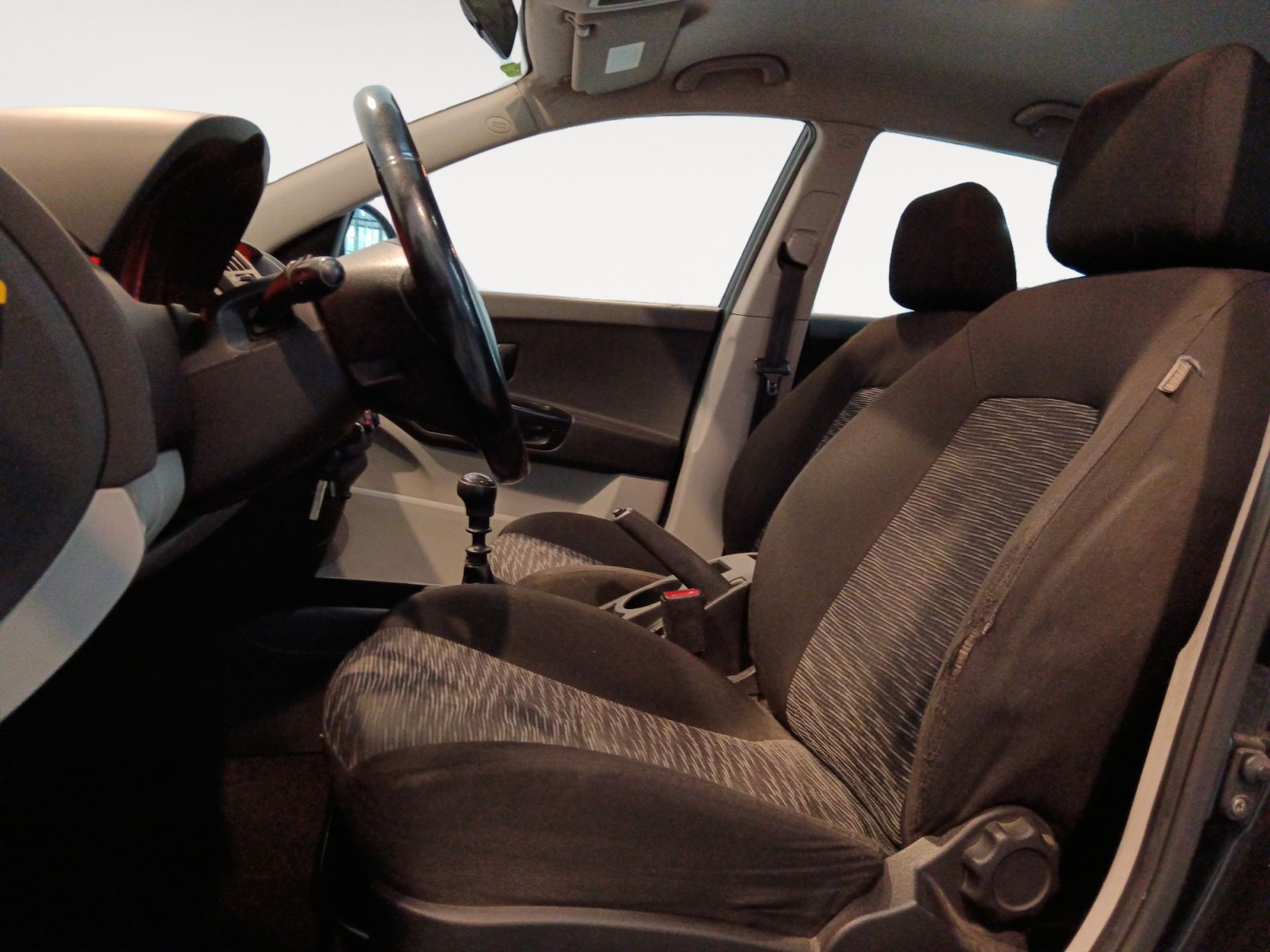 Kia Ceed 1.6 CRDi Concept - foto 9