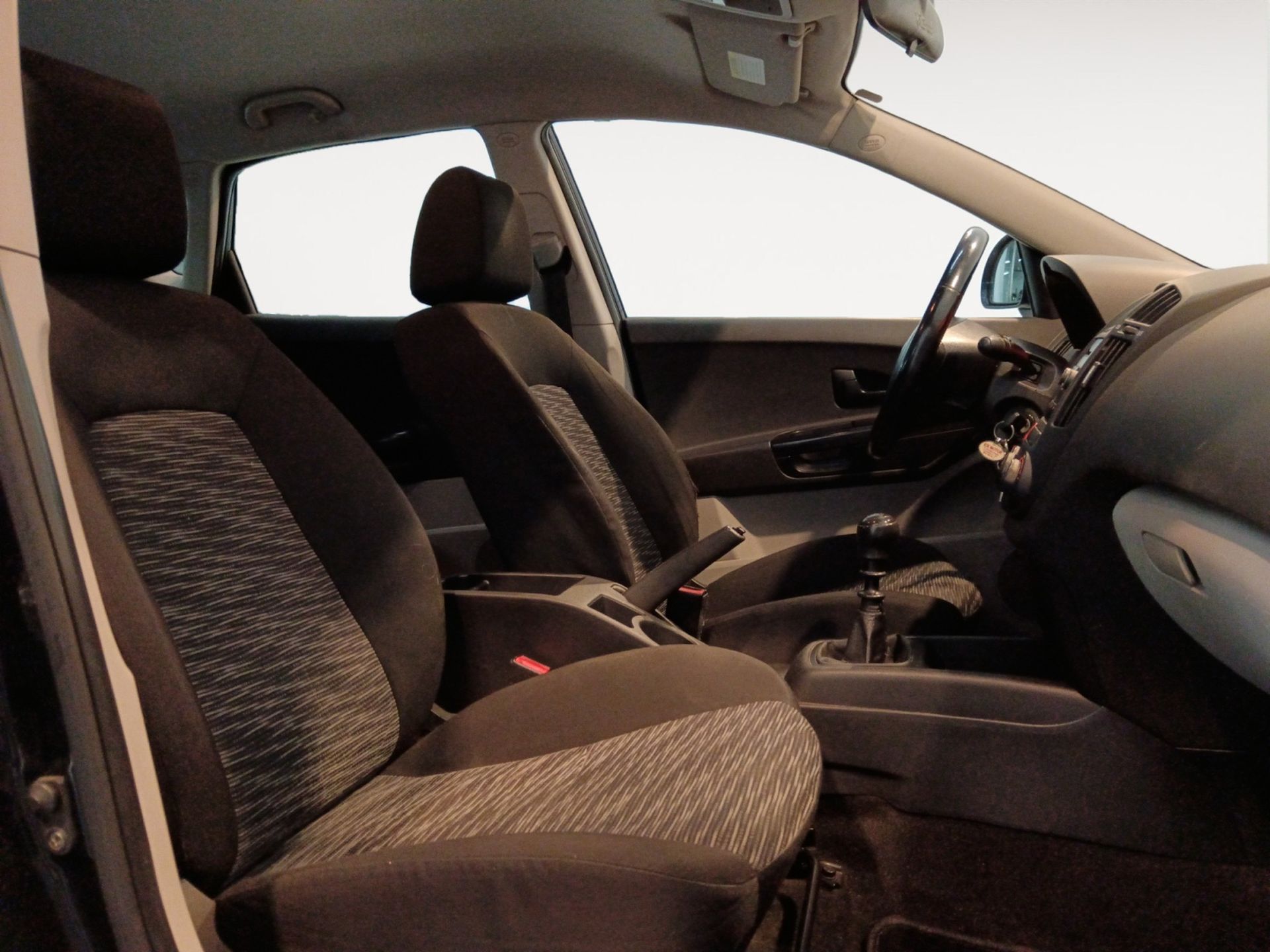 Kia Ceed 1.6 CRDi Concept - foto 11