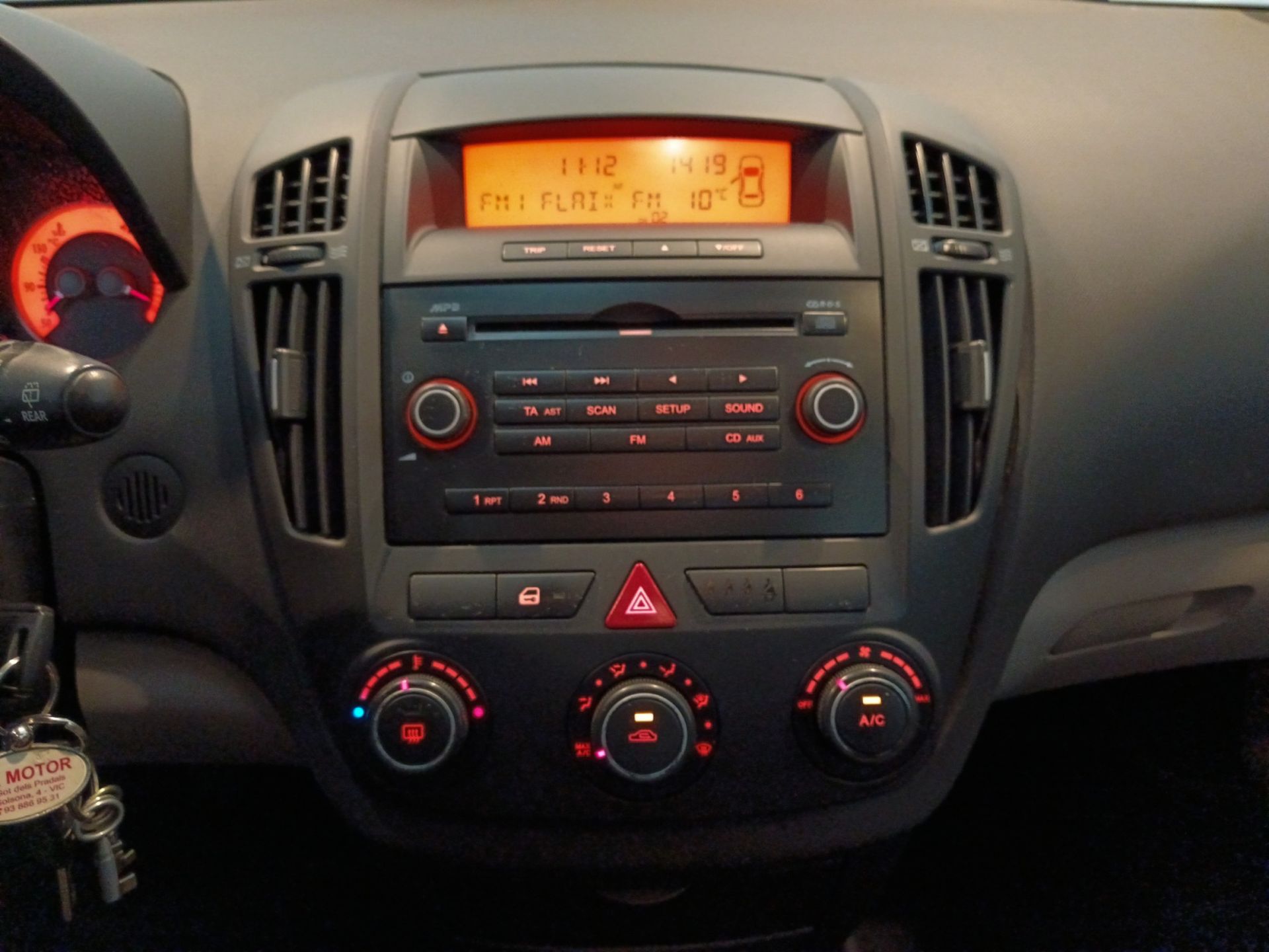 Kia Ceed 1.6 CRDi Concept - foto 15