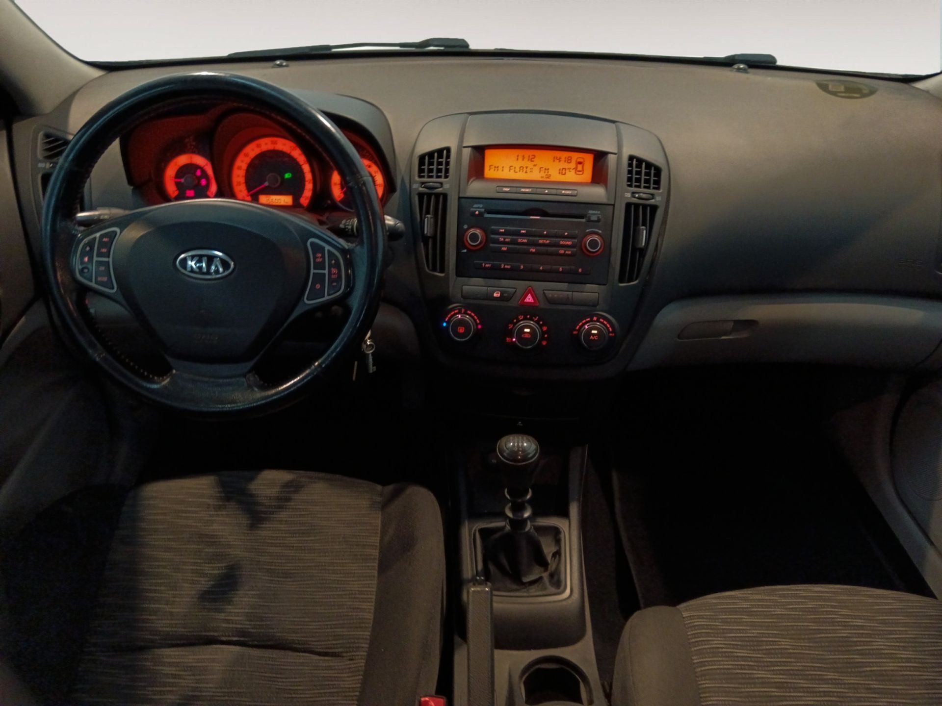 Kia Ceed 1.6 CRDi Concept - foto 7