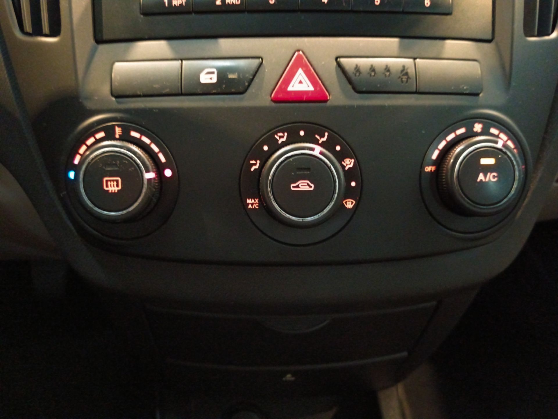 Kia Ceed 1.6 CRDi Concept - foto 18