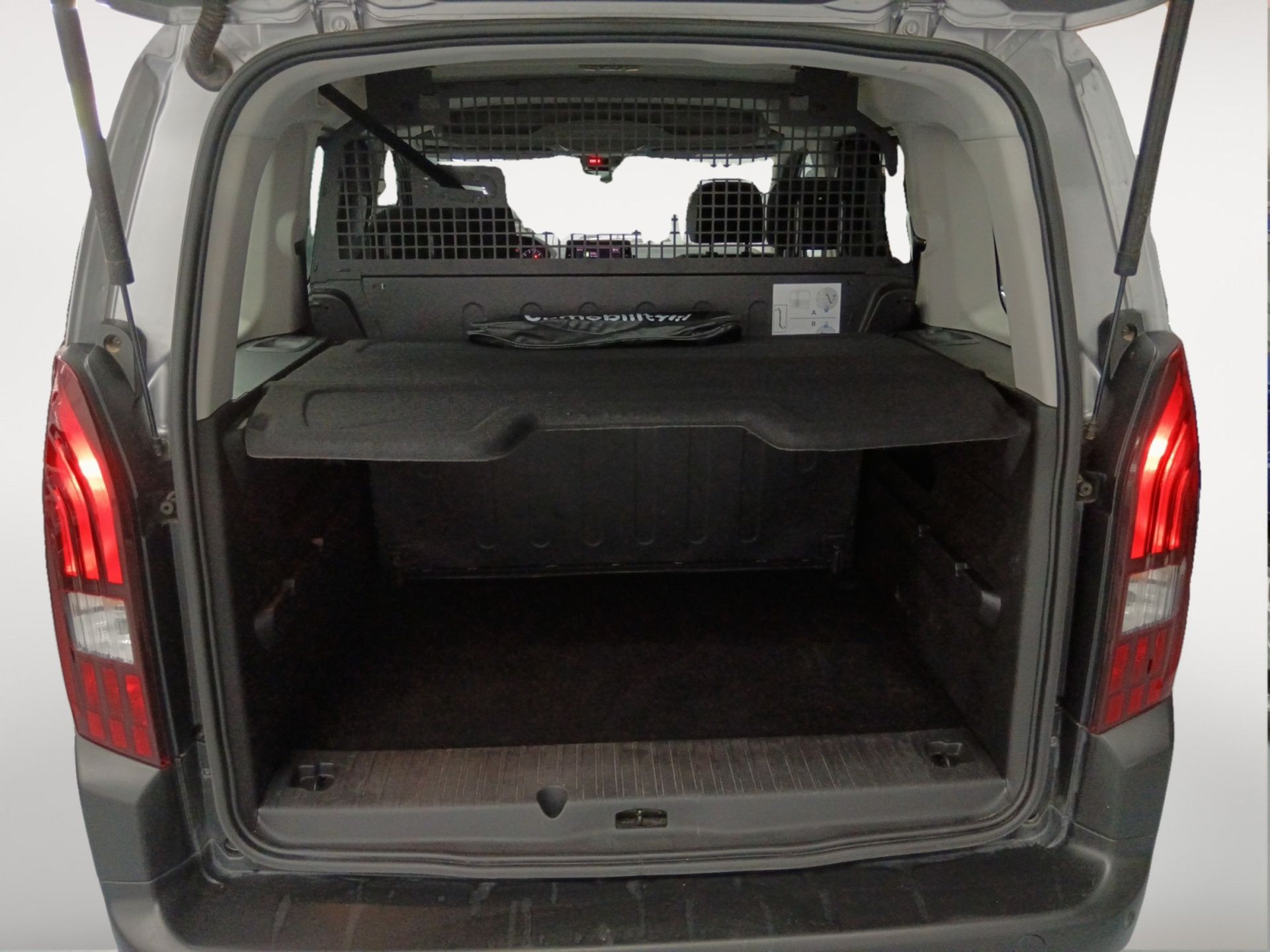 Peugeot Rifter BlueHDi 130 Allure Business Standard - foto 11