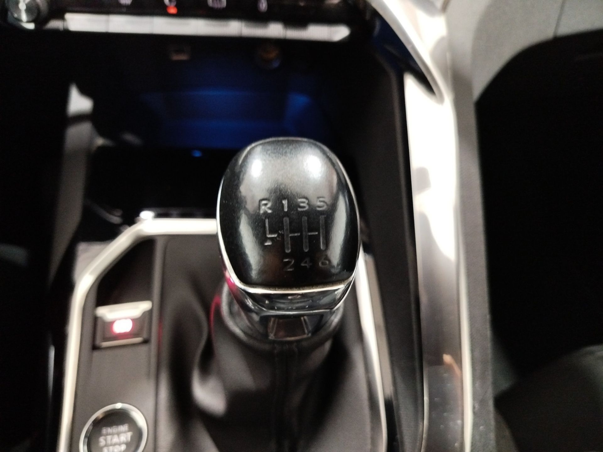Peugeot 3008 PureTech 130 Active Pack - foto 11