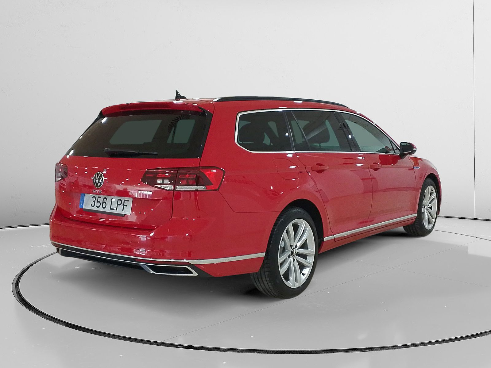 Volkswagen Passat GTE 1.4 TSI e-Power DSG - foto 2