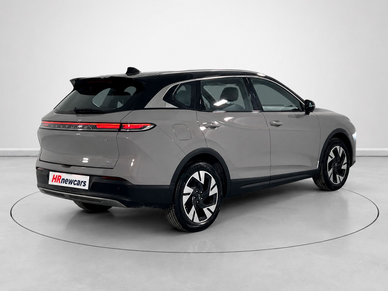 Bestune Joyee 07 1.5T PHEV Premium DCT - foto 3