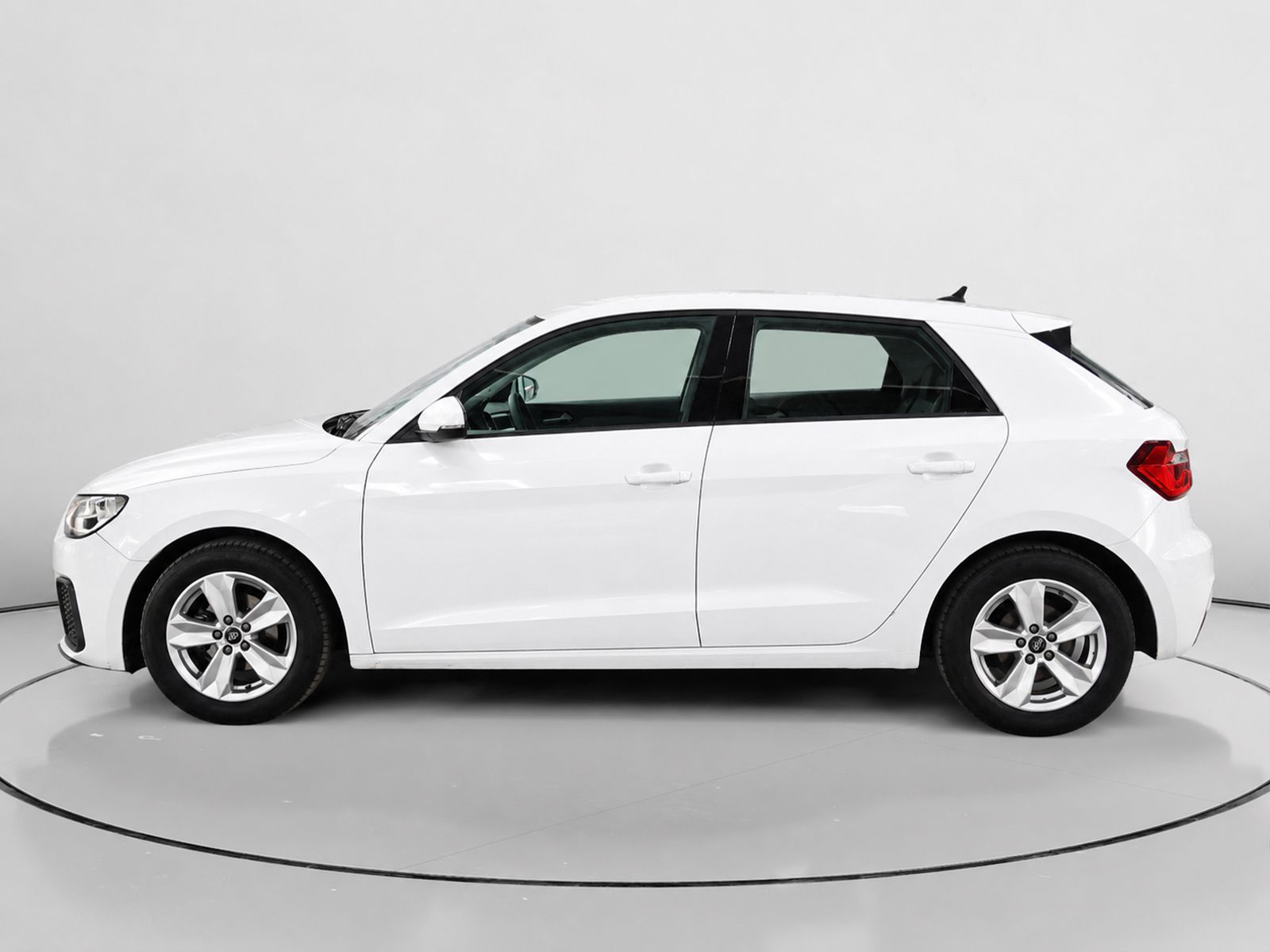 Audi A1 25 TFSI - foto 6
