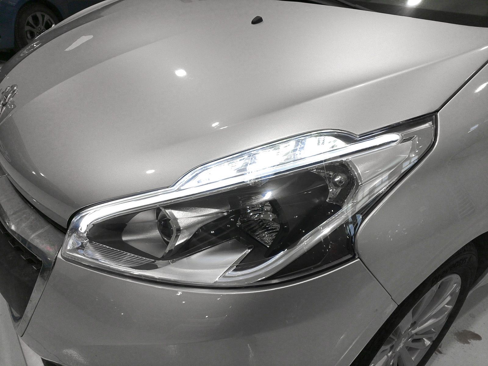 Peugeot 208 PureTech 82 Style - foto 24