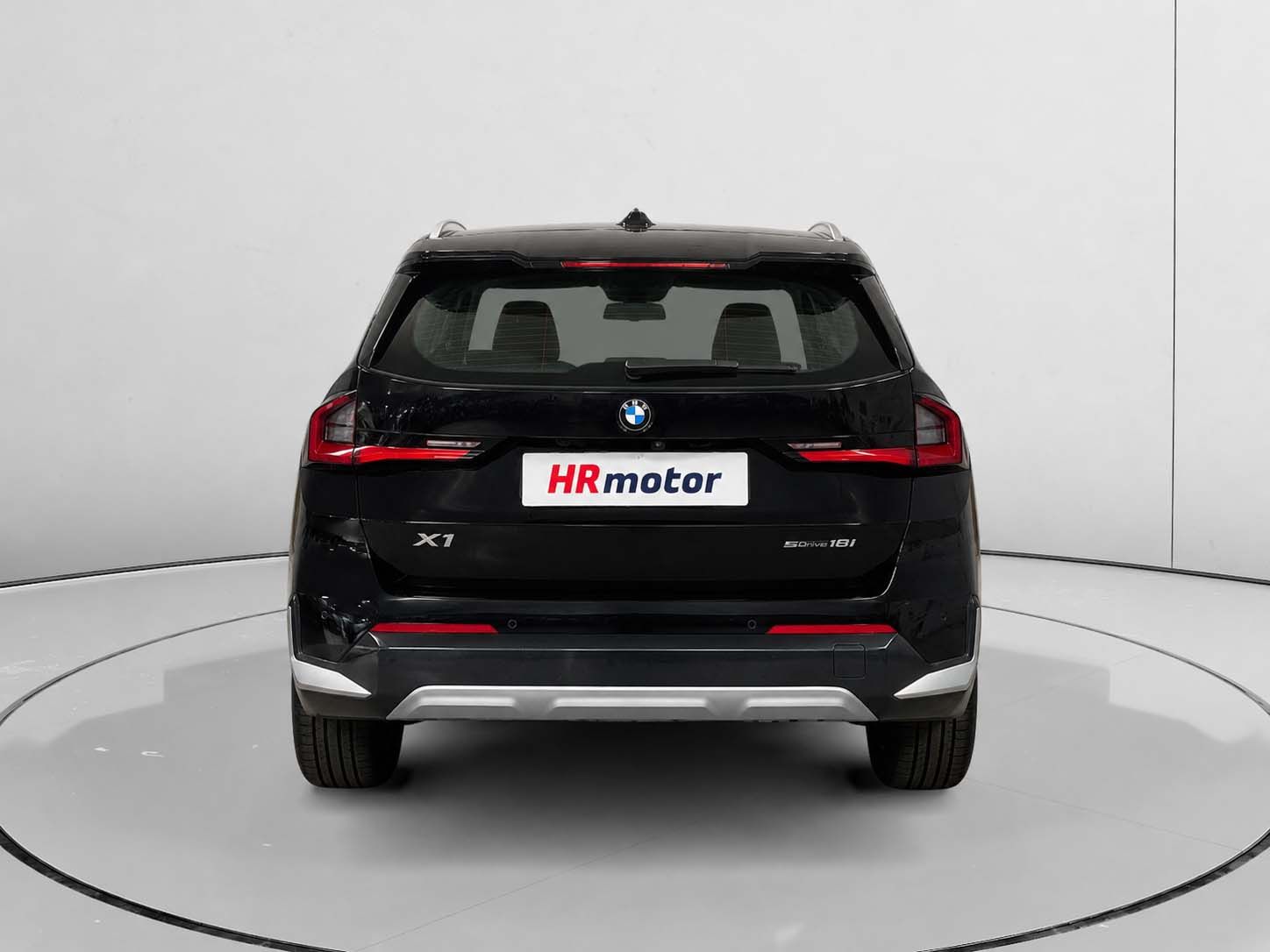 BMW X1 sDrive18i - foto 4