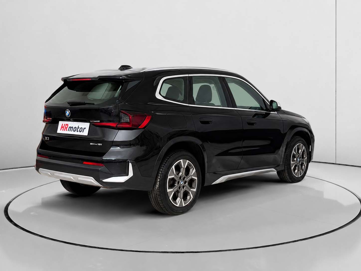 BMW X1 sDrive18i - foto 3