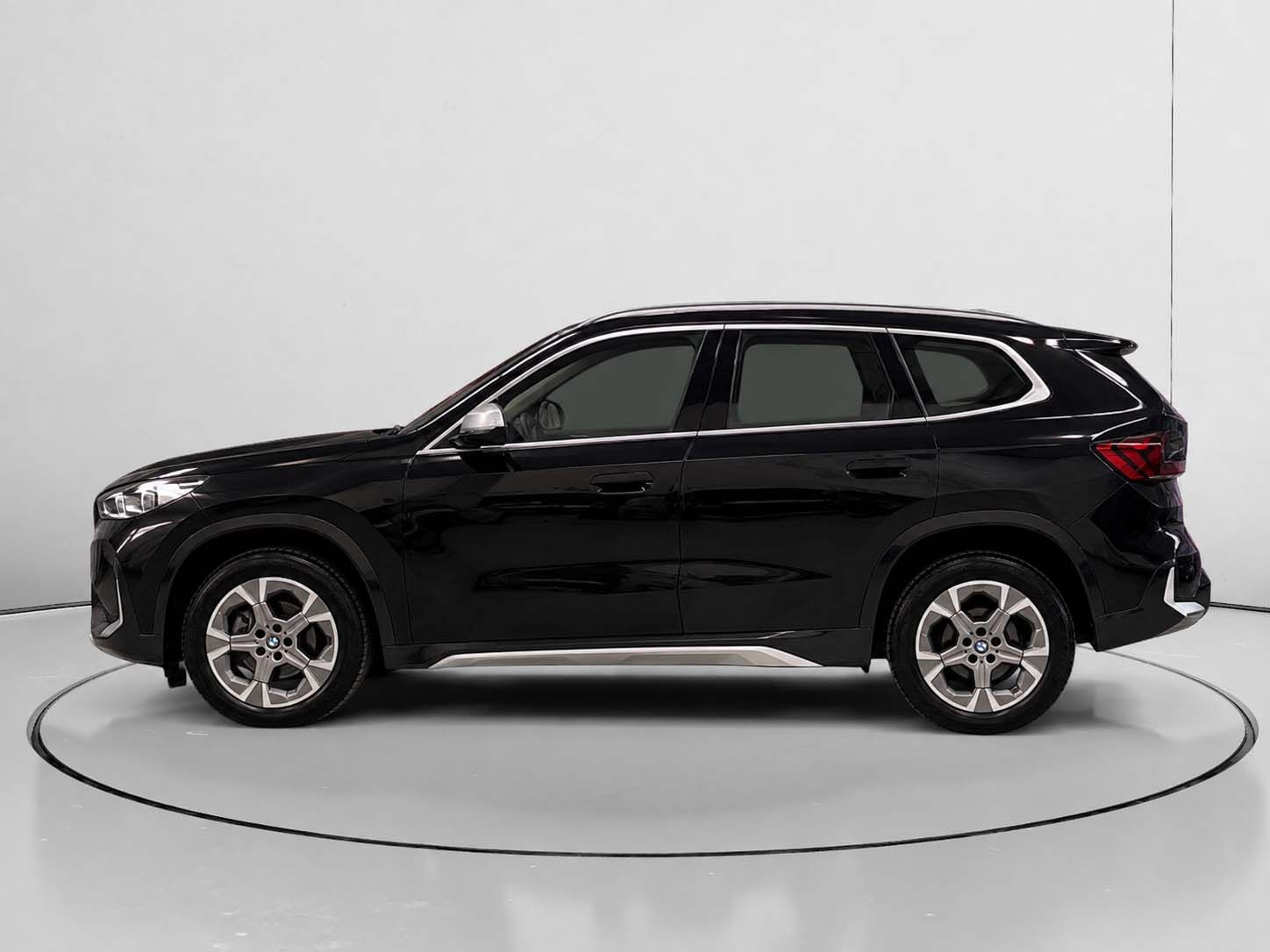 BMW X1 sDrive18i - foto 6