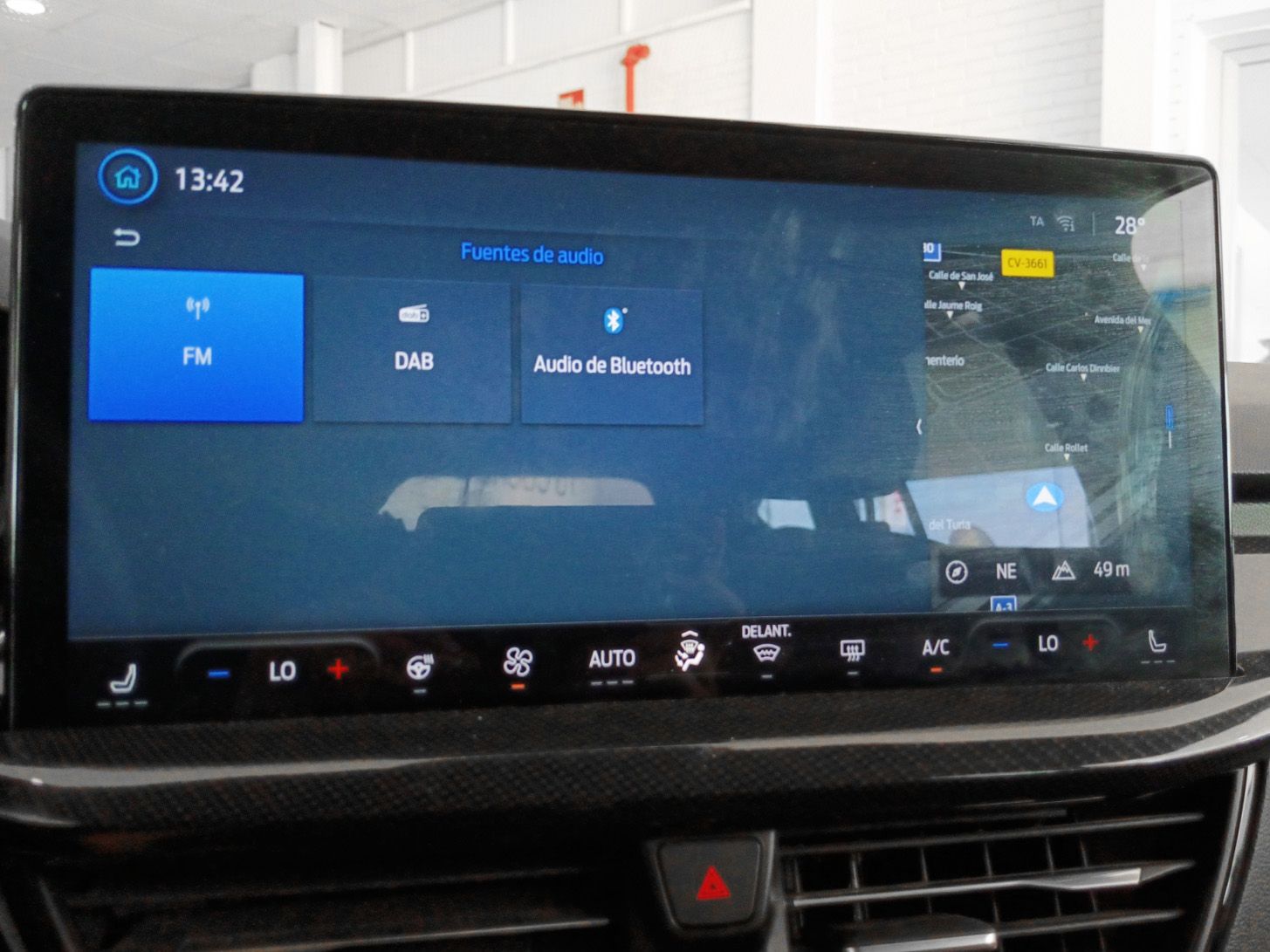 Ford Focus SportBreak 1.0 EcoBoost MHEV ST-Line - foto 19