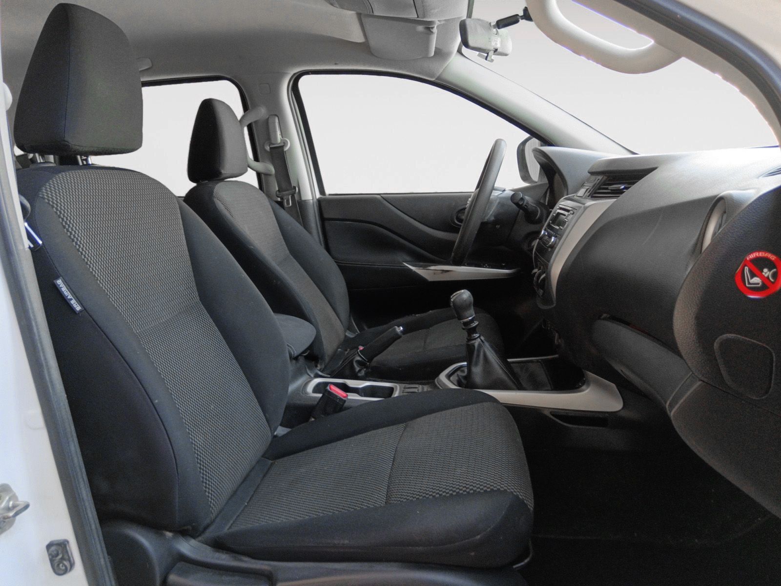 Nissan Navara PickUp 2.3 dCi Doble Cabina Visia - foto 12