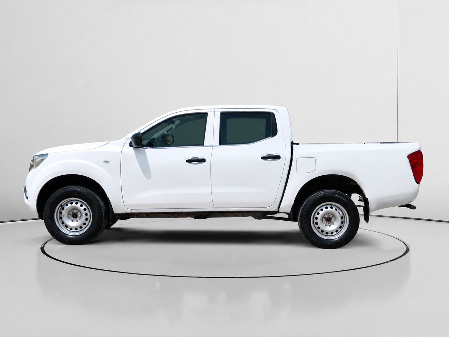 Nissan Navara PickUp 2.3 dCi Doble Cabina Visia - foto 6