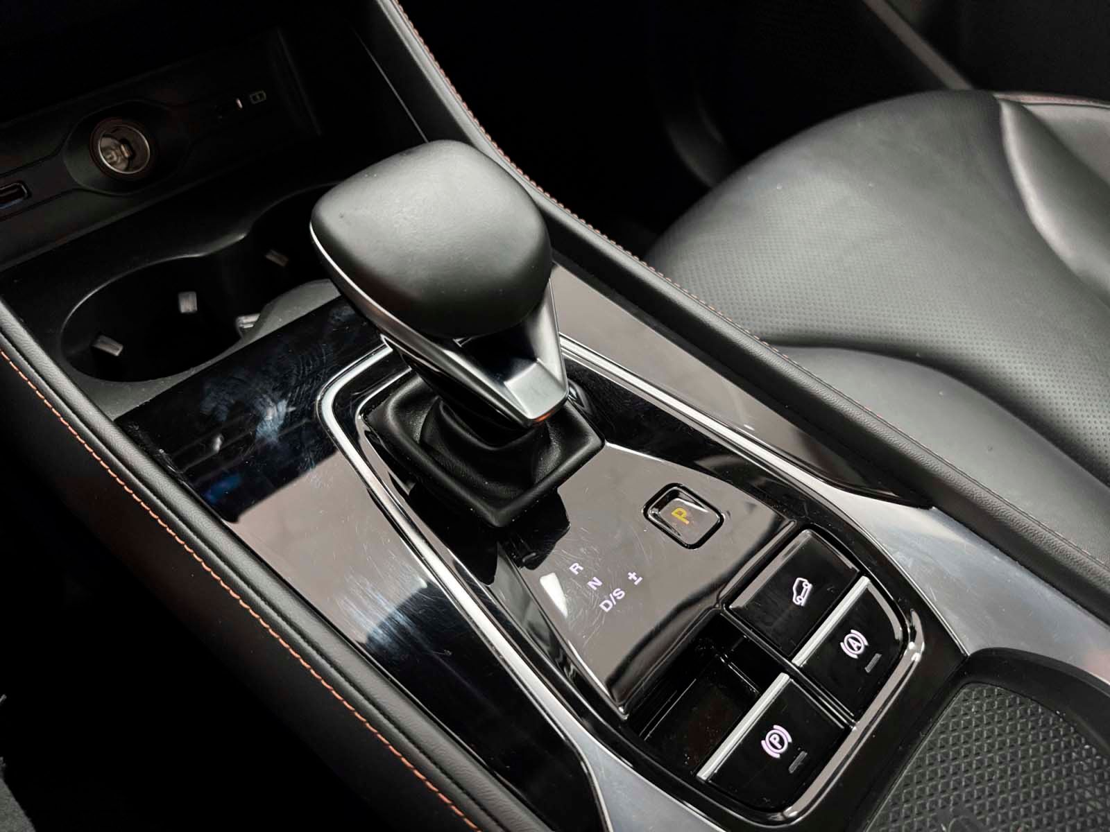 MG HS 1.5 T-GDi Luxury DCT - foto 15