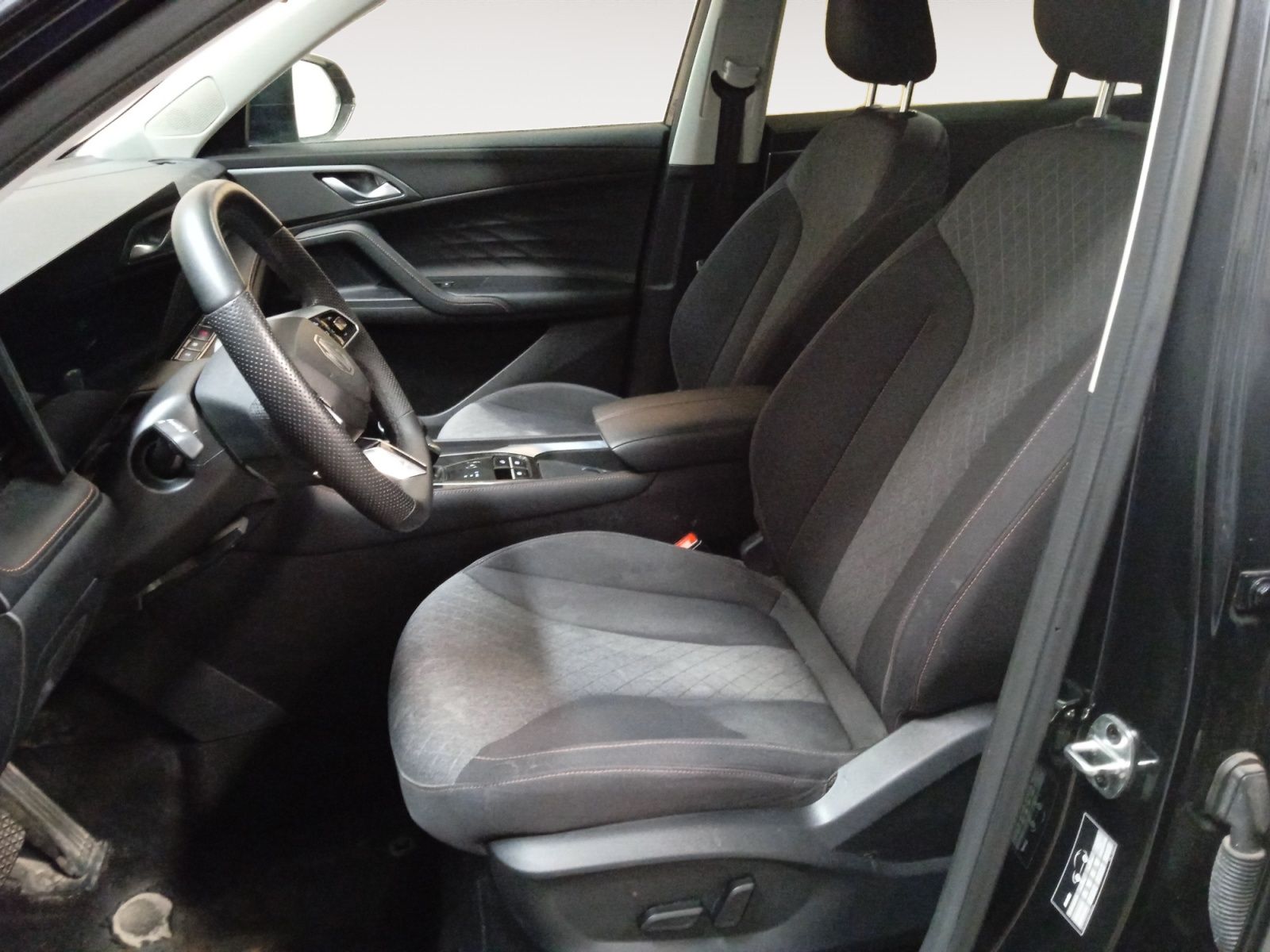 MG HS 1.5 T-GDi Comfort DCT - foto 10