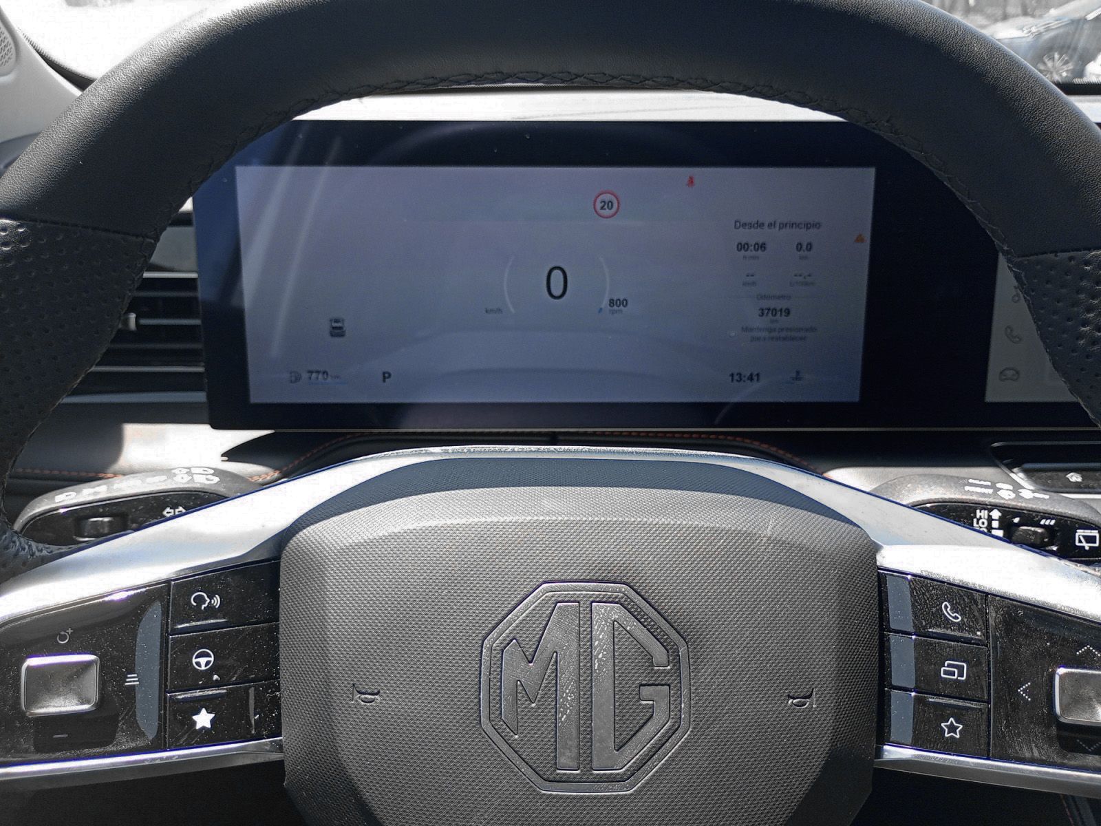 MG HS 1.5 T-GDi Comfort DCT - foto 15