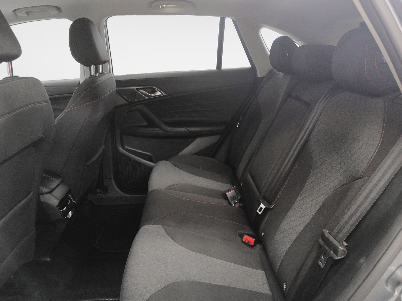 MG HS 1.5 T-GDi Comfort DCT - foto 11