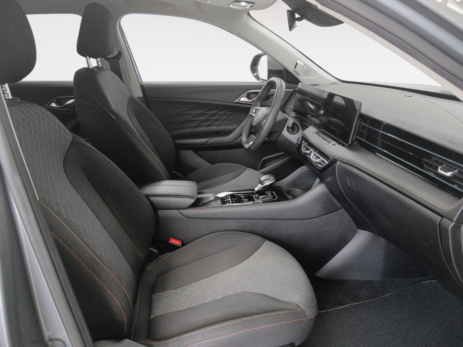 MG HS 1.5 T-GDi Comfort DCT - foto 12