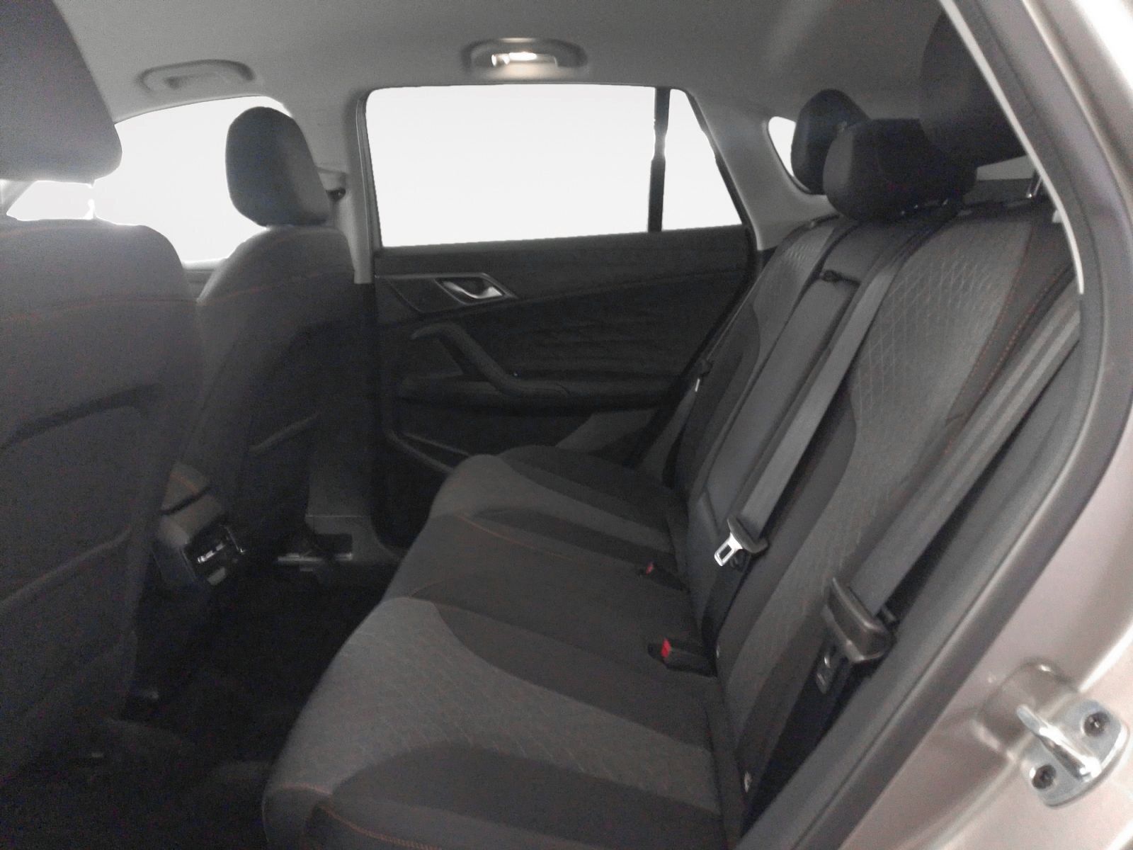 MG HS 1.5 T-GDi Comfort DCT - foto 11