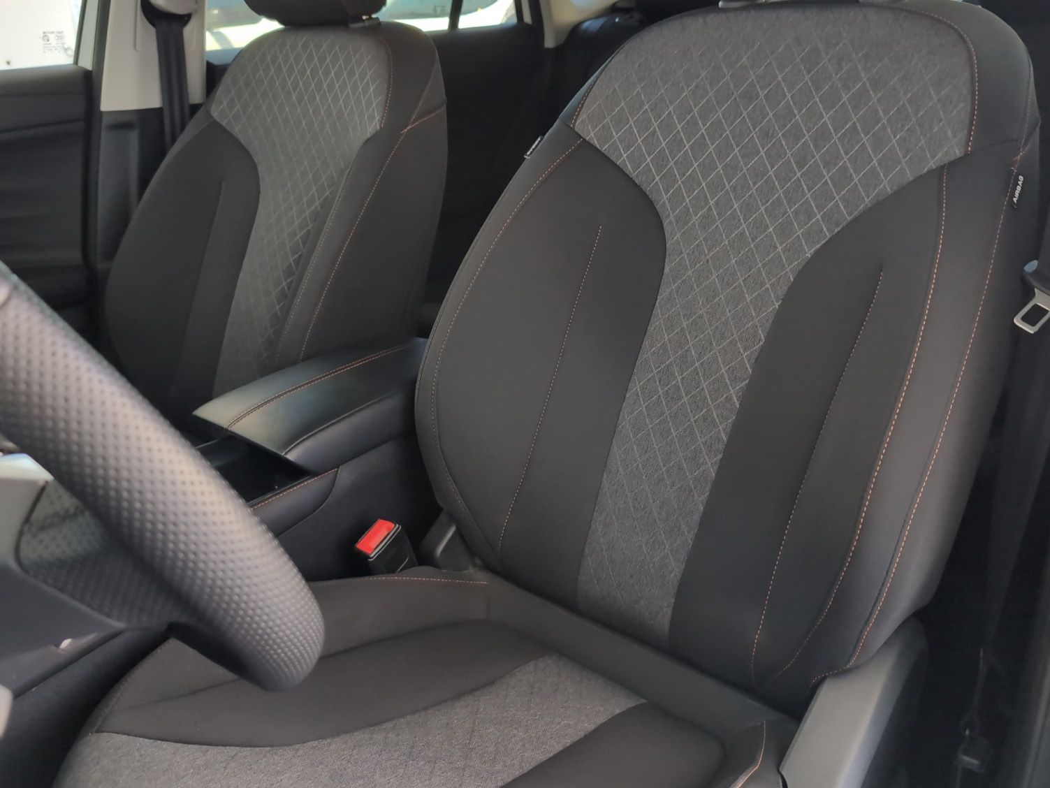 MG HS 1.5 T-GDi Comfort DCT - foto 22
