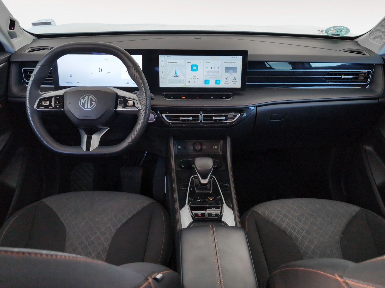 MG HS 1.5 T-GDi Comfort DCT - foto 8
