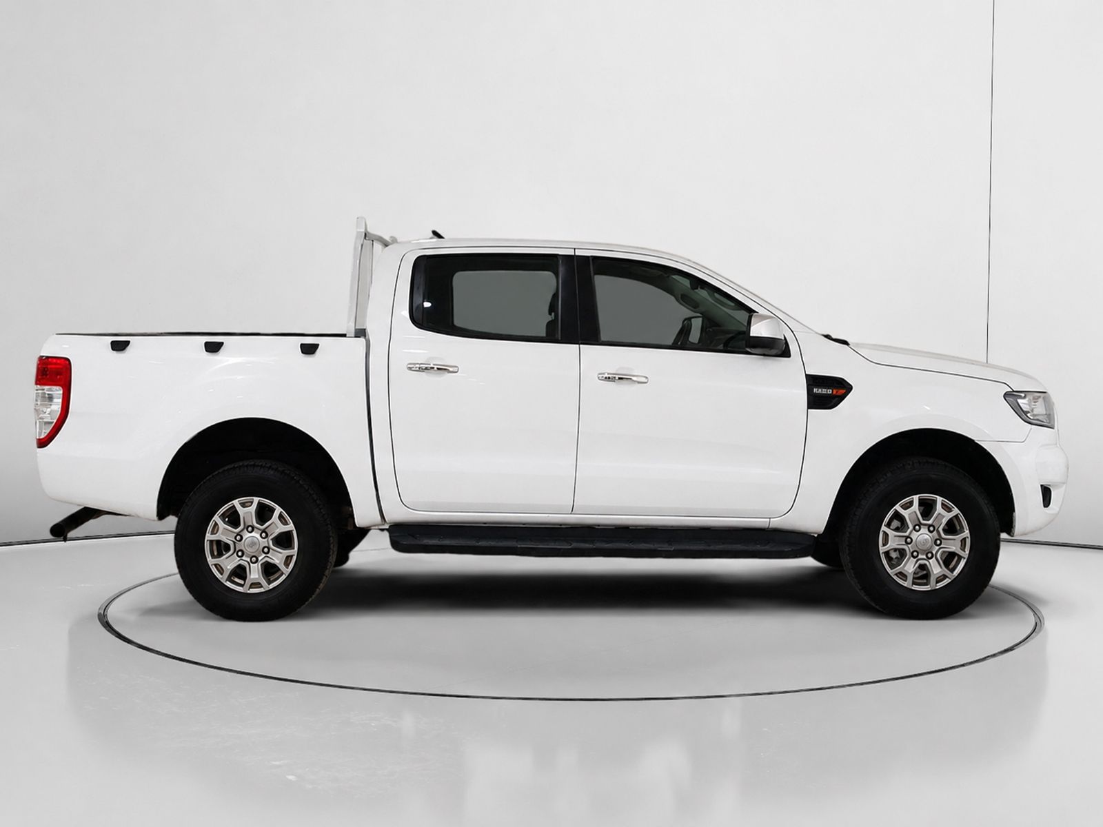 Ford Ranger Pickup 2.0 EcoBlue Doble Cabina Limited 4x4 - foto 2