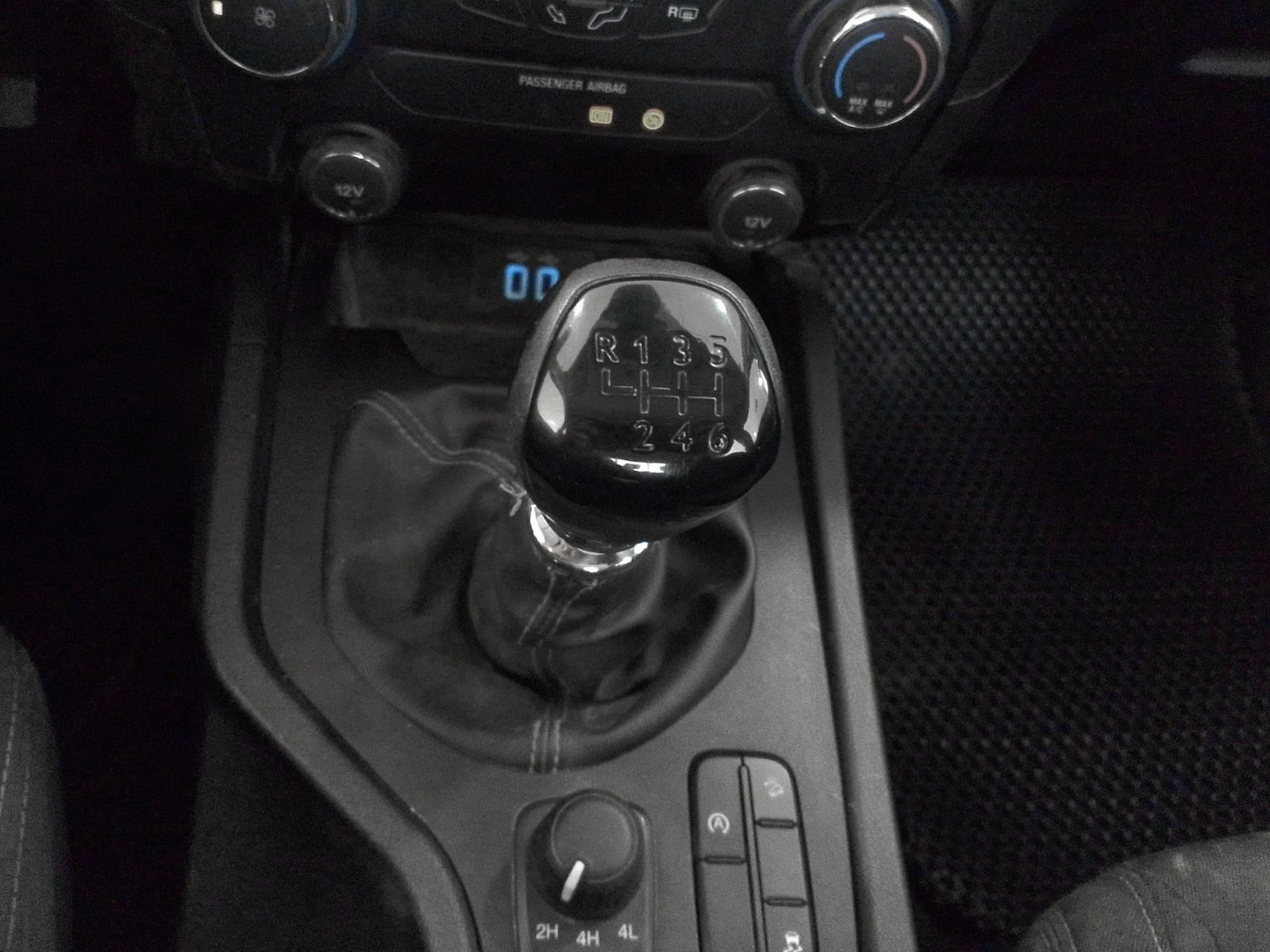 Ford Ranger Pickup 2.0 EcoBlue Doble Cabina Limited 4x4 - foto 15