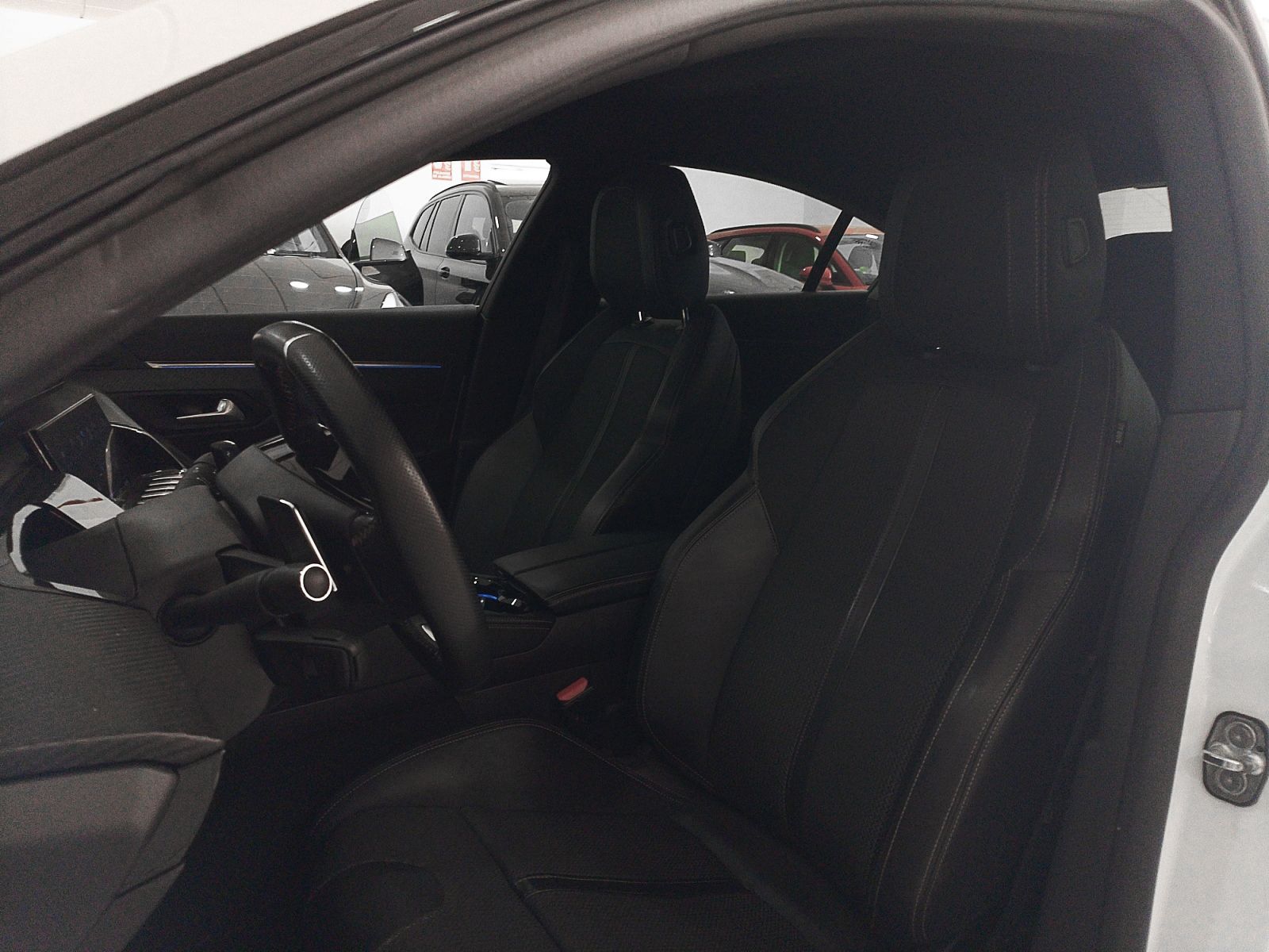 Peugeot 508 BlueHDi 130 GT EAT8 - foto 23
