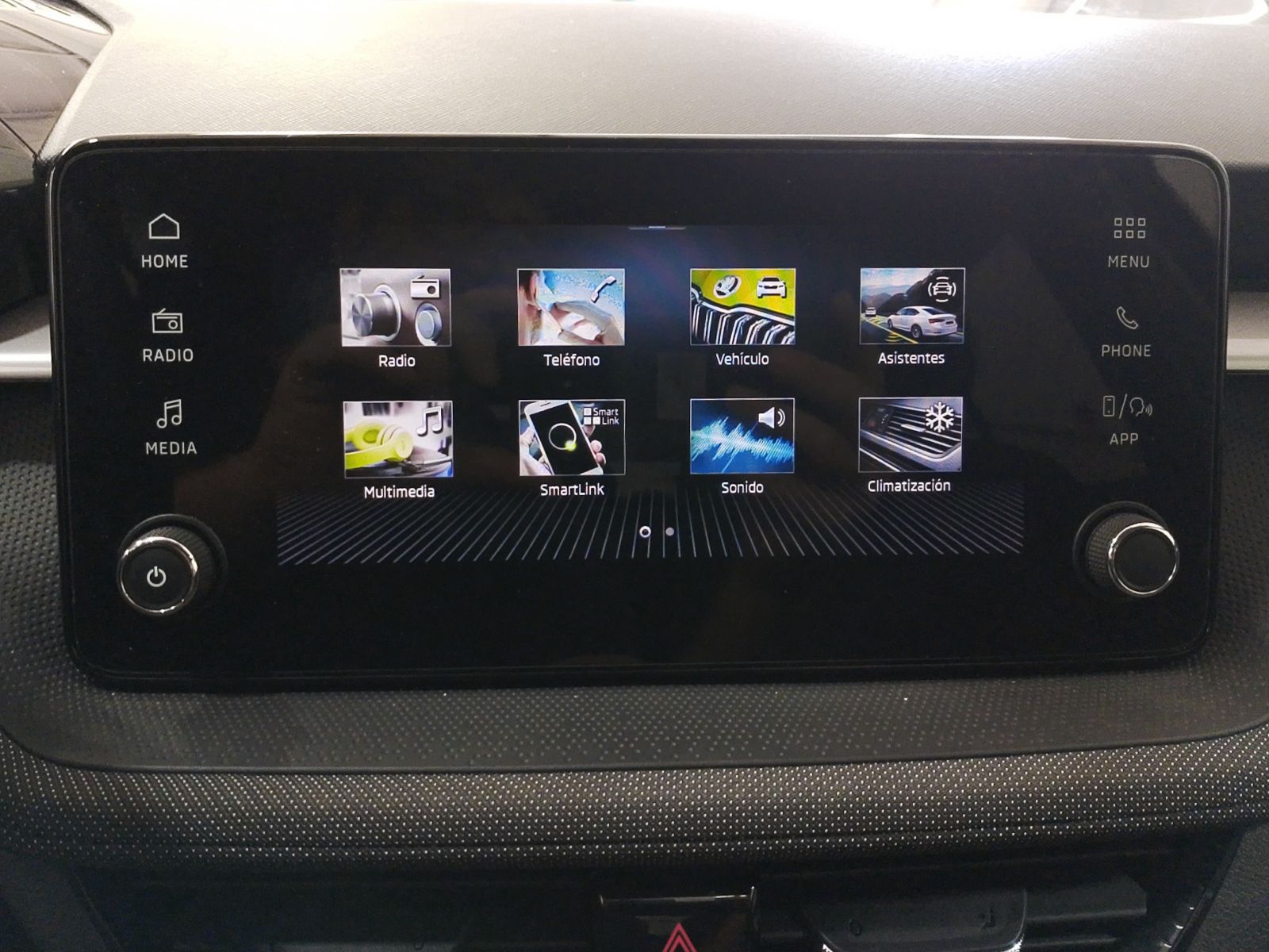 Škoda Fabia 1.0 TSI Selection - foto 16