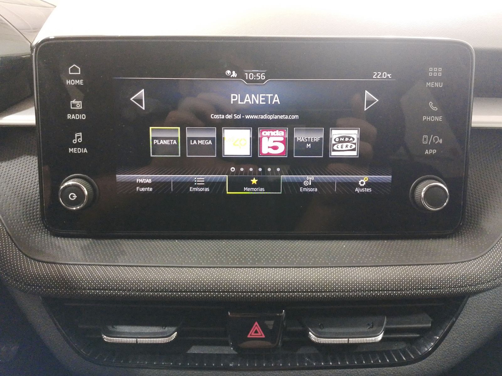 Škoda Fabia 1.0 TSI Selection - foto 17
