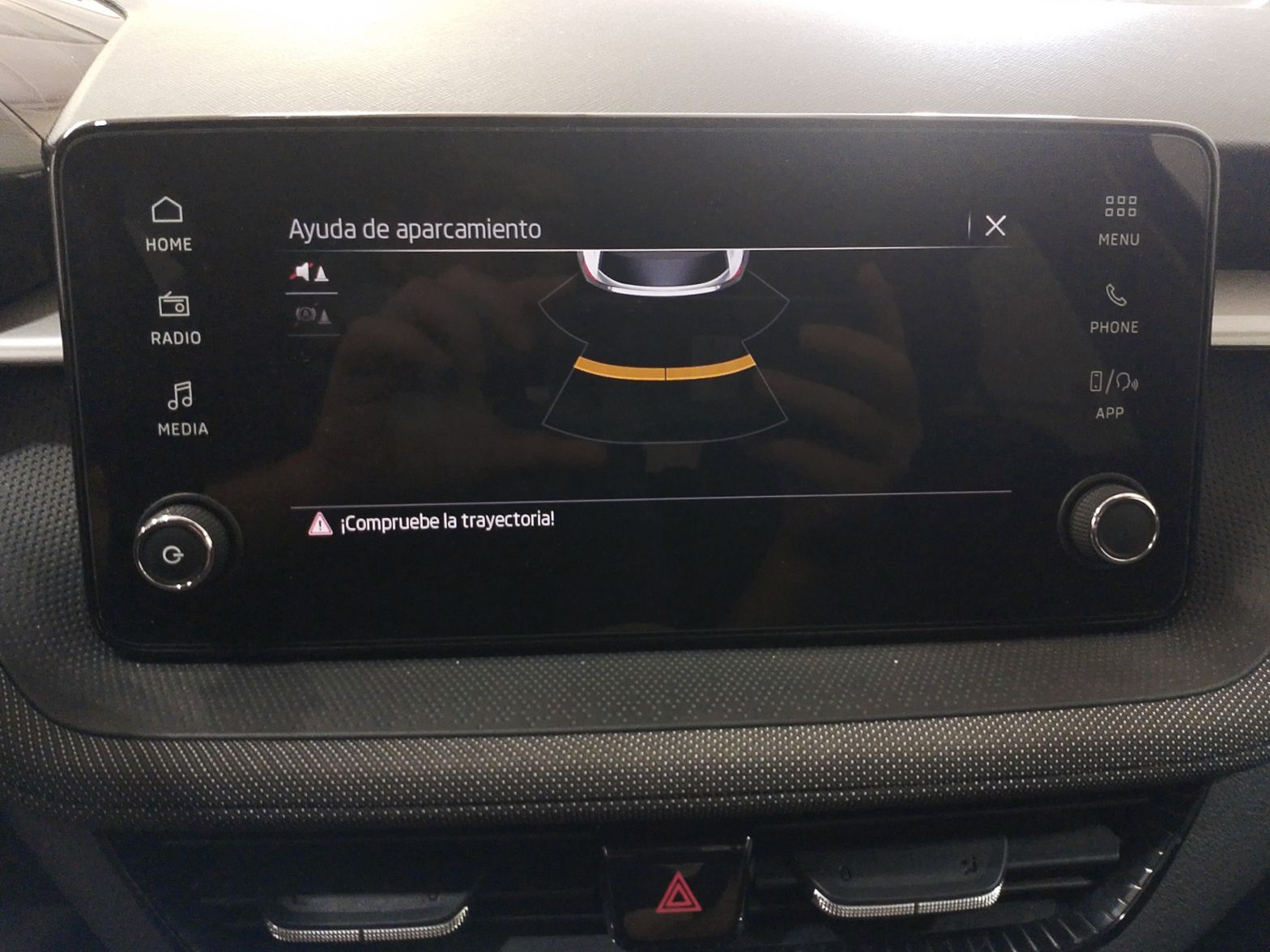 Škoda Fabia 1.0 TSI Selection - foto 19