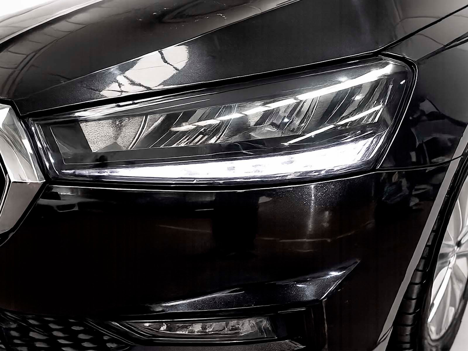 Škoda Fabia 1.0 TSI Selection - foto 23