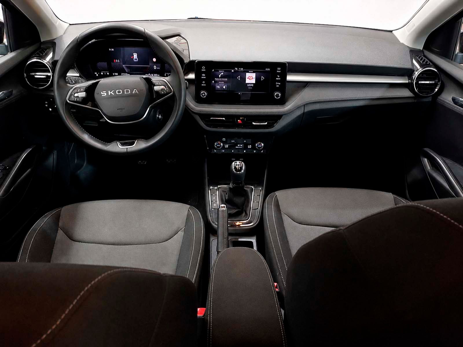 Škoda Fabia 1.0 TSI Selection - foto 8